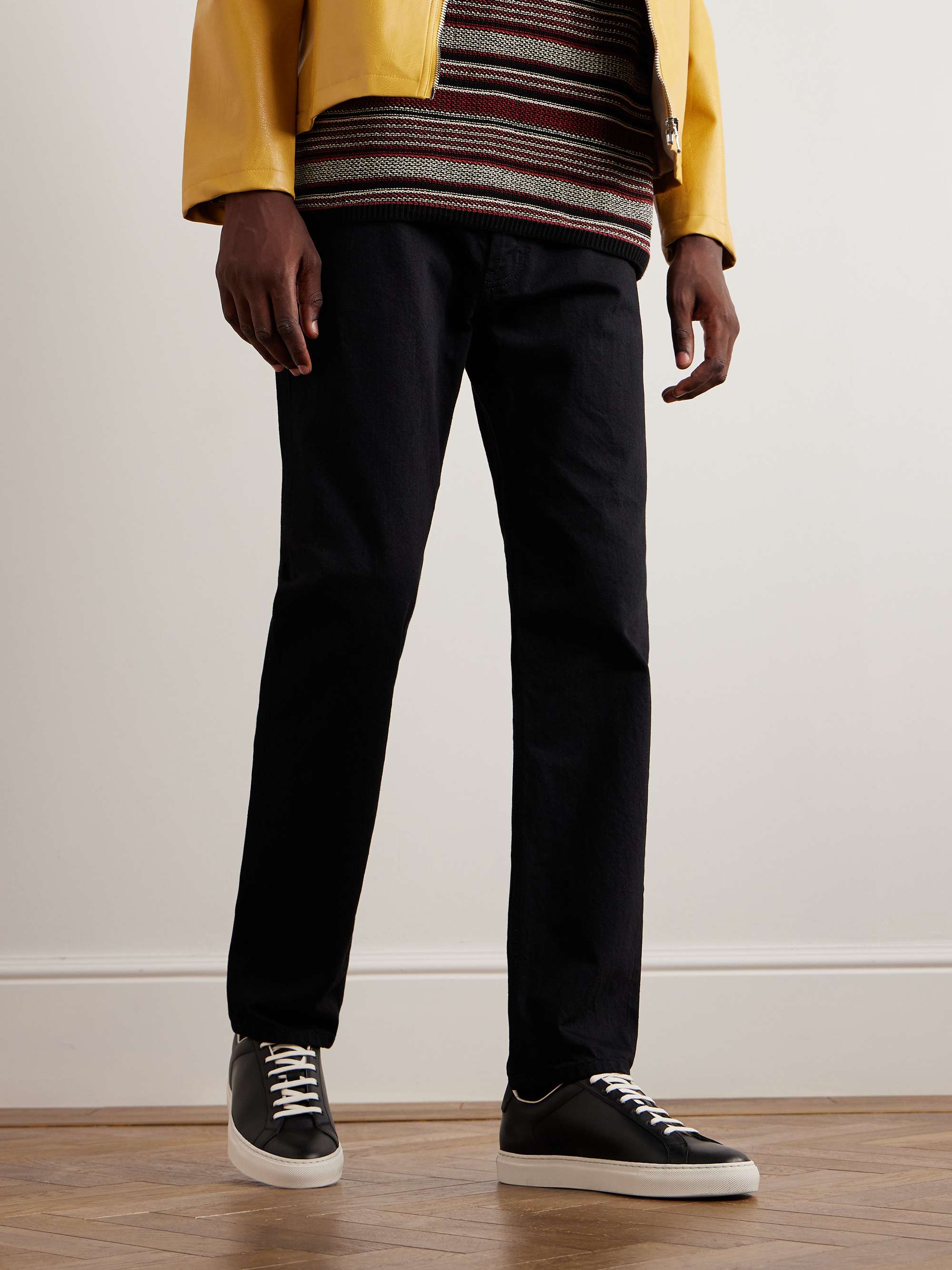 COMMON PROJECTS 