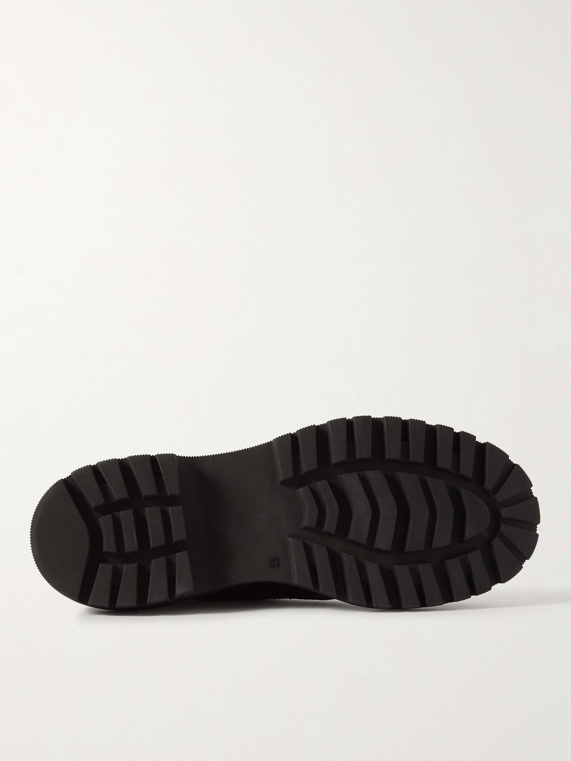 COMMON PROJECTS 