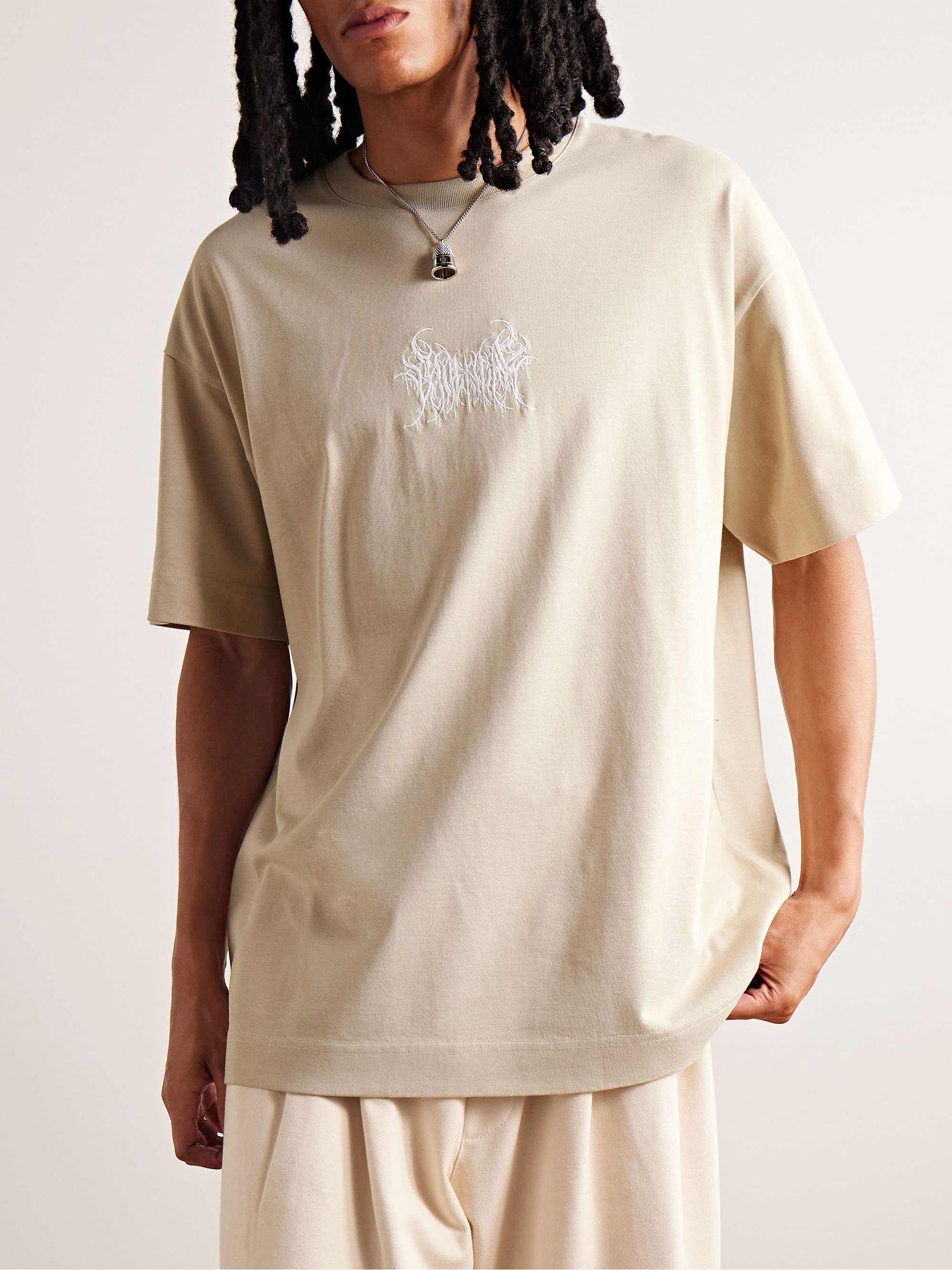 GIVENCHY 