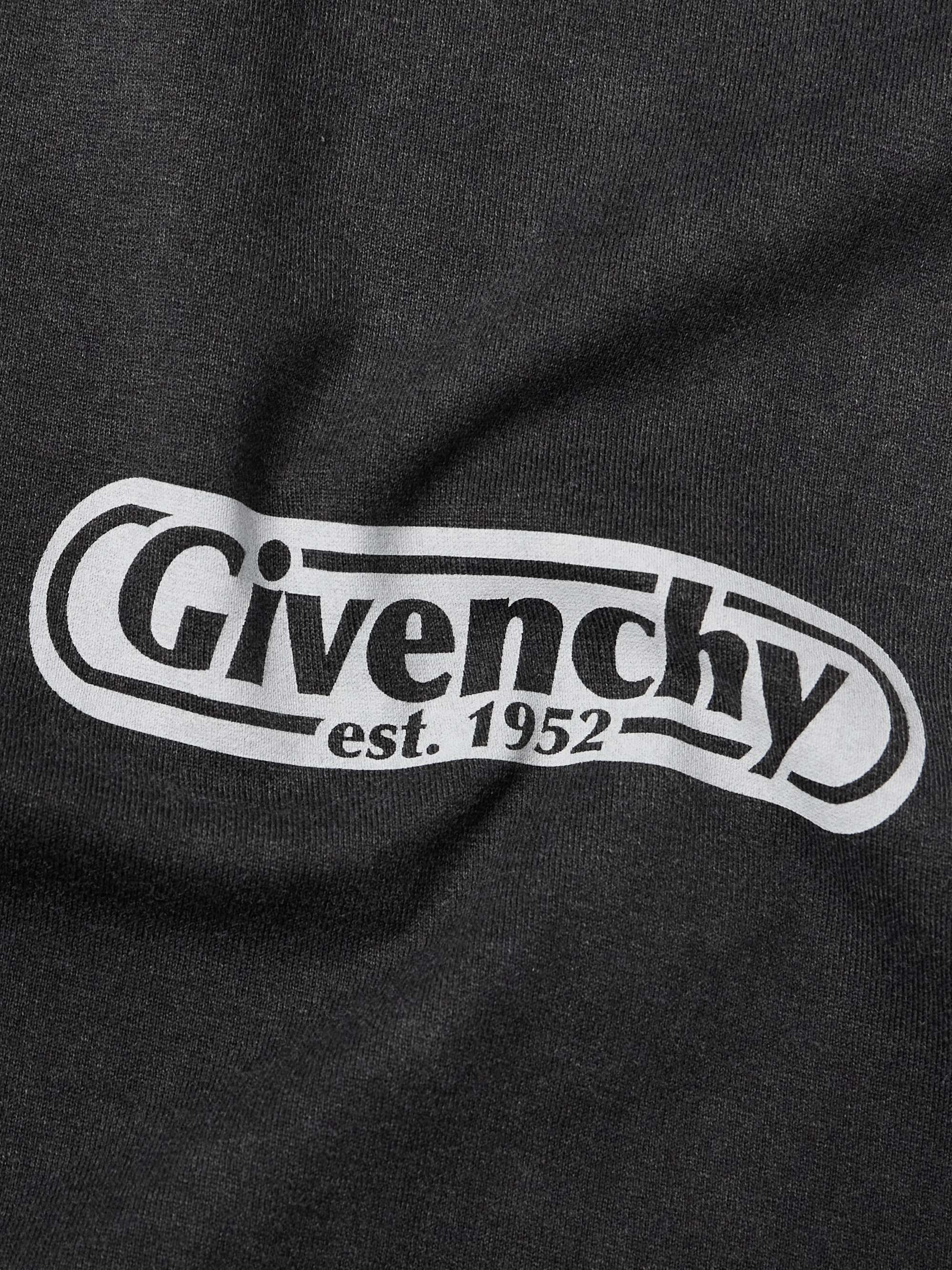 GIVENCHY 