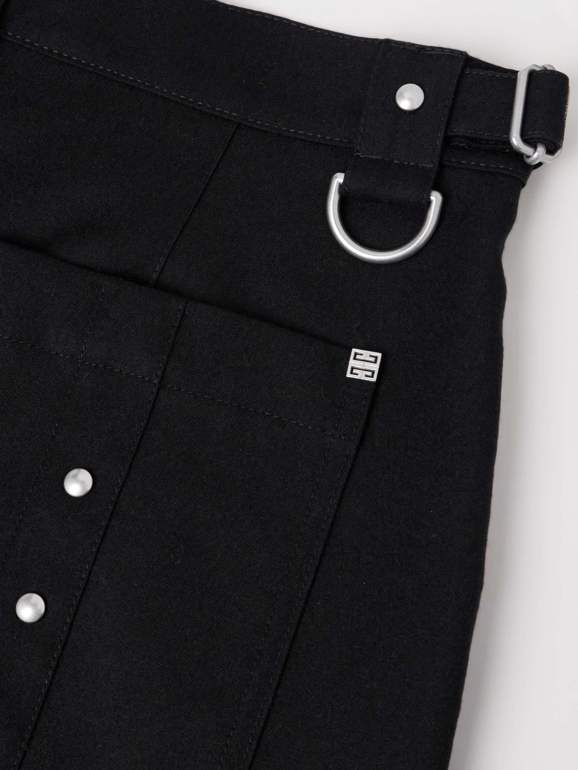 GIVENCHY 