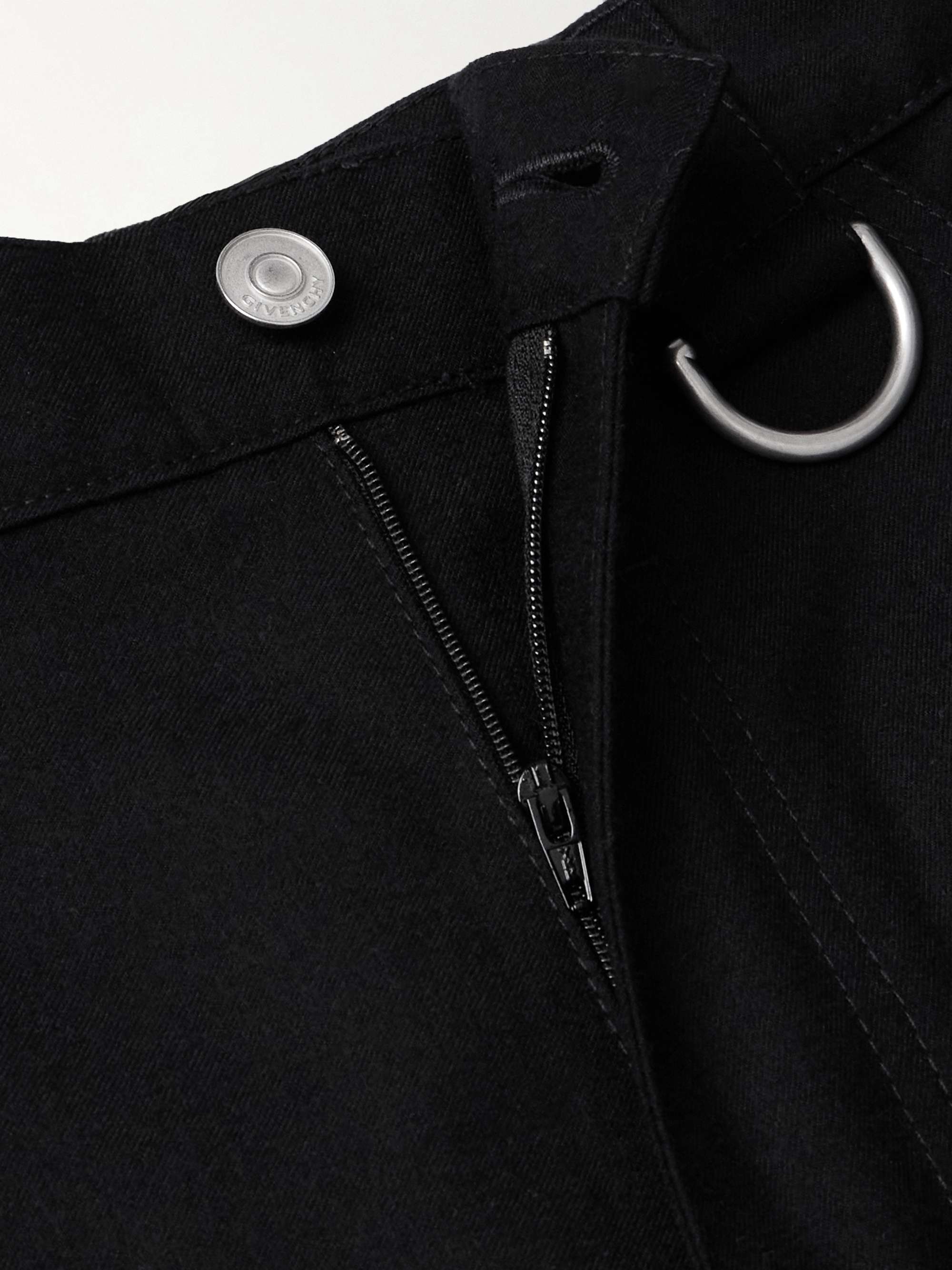 GIVENCHY 
