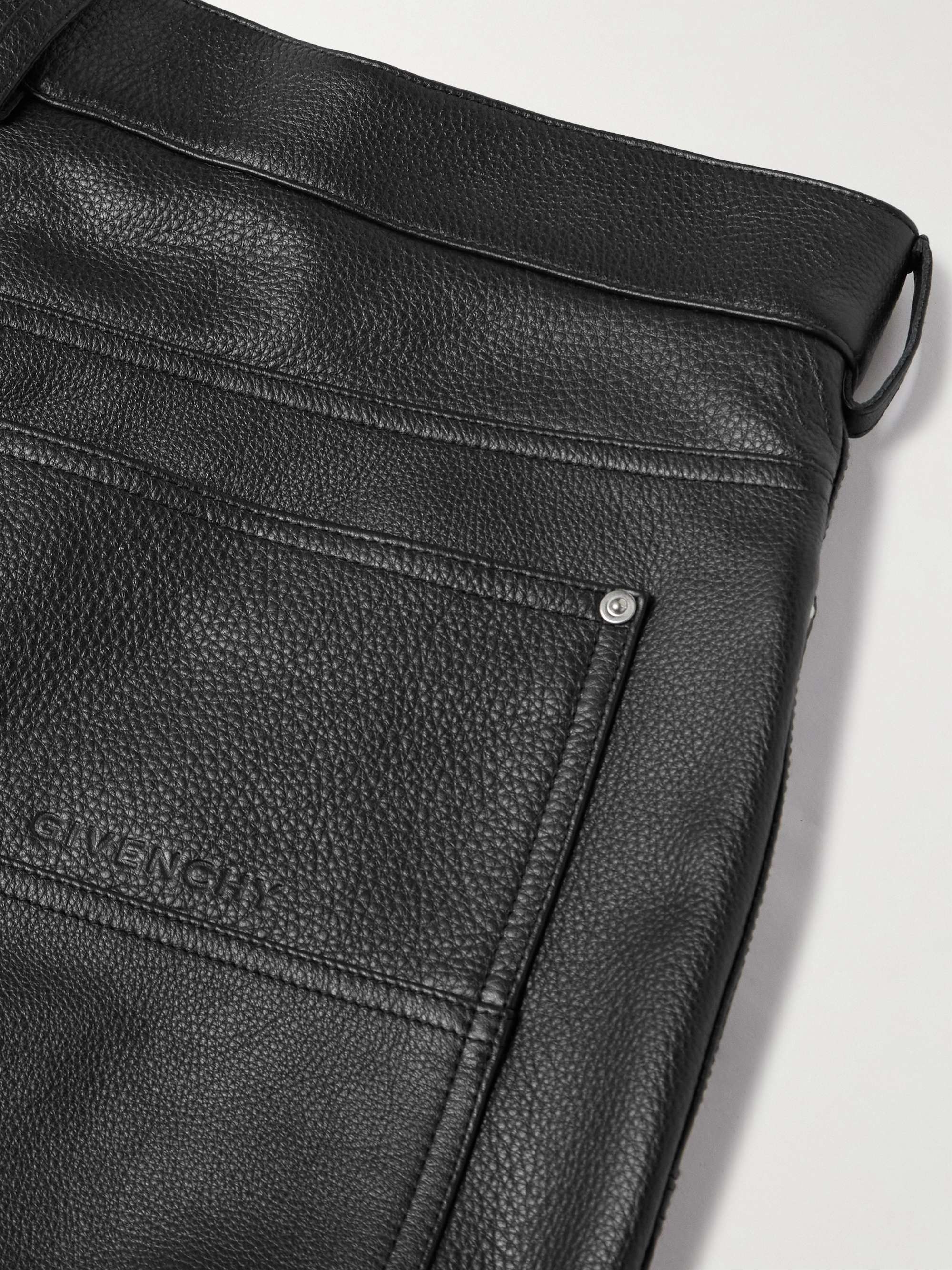 GIVENCHY 