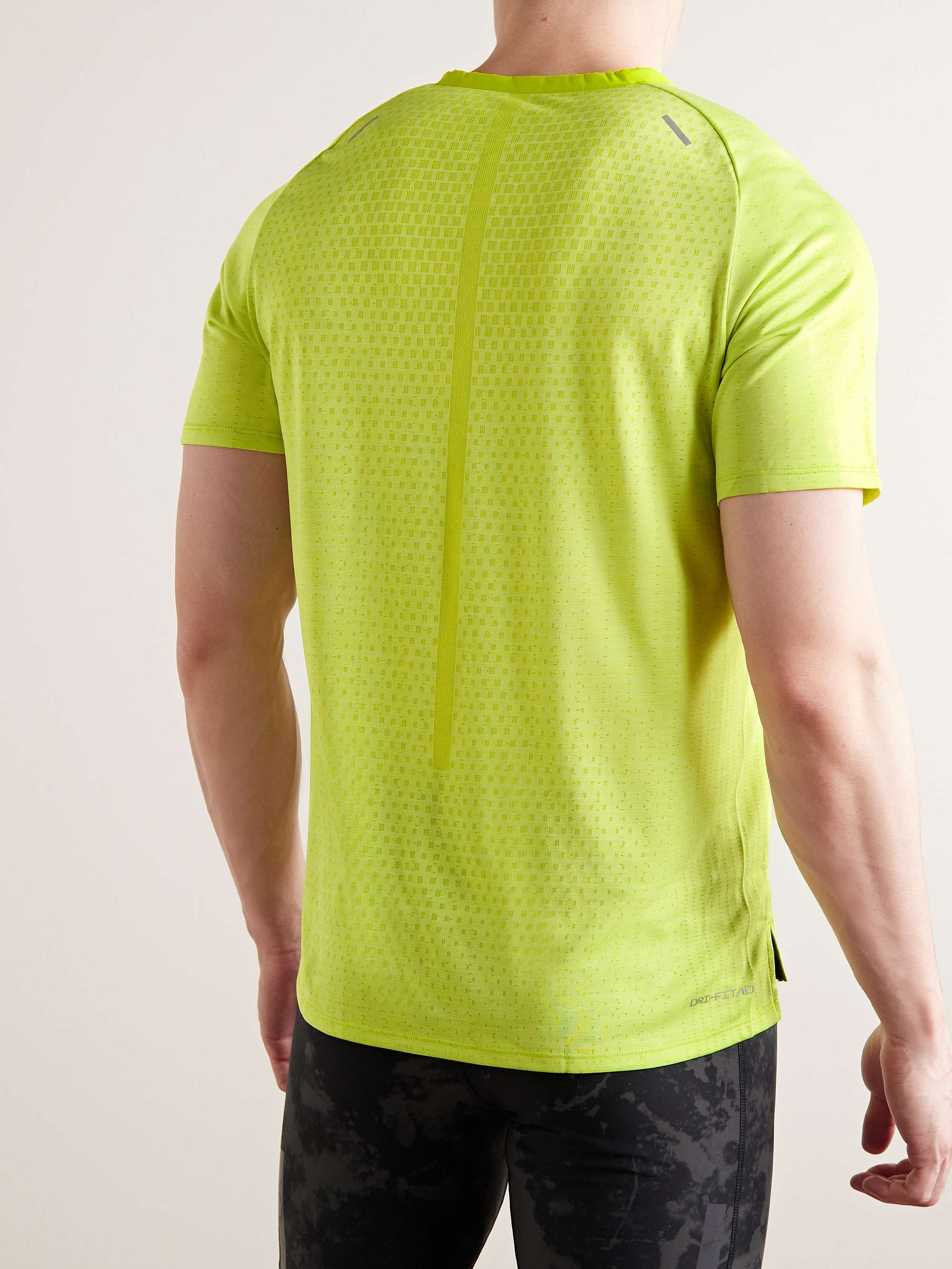 NIKE RUNNING Dri-FIT ADV T-Shirt