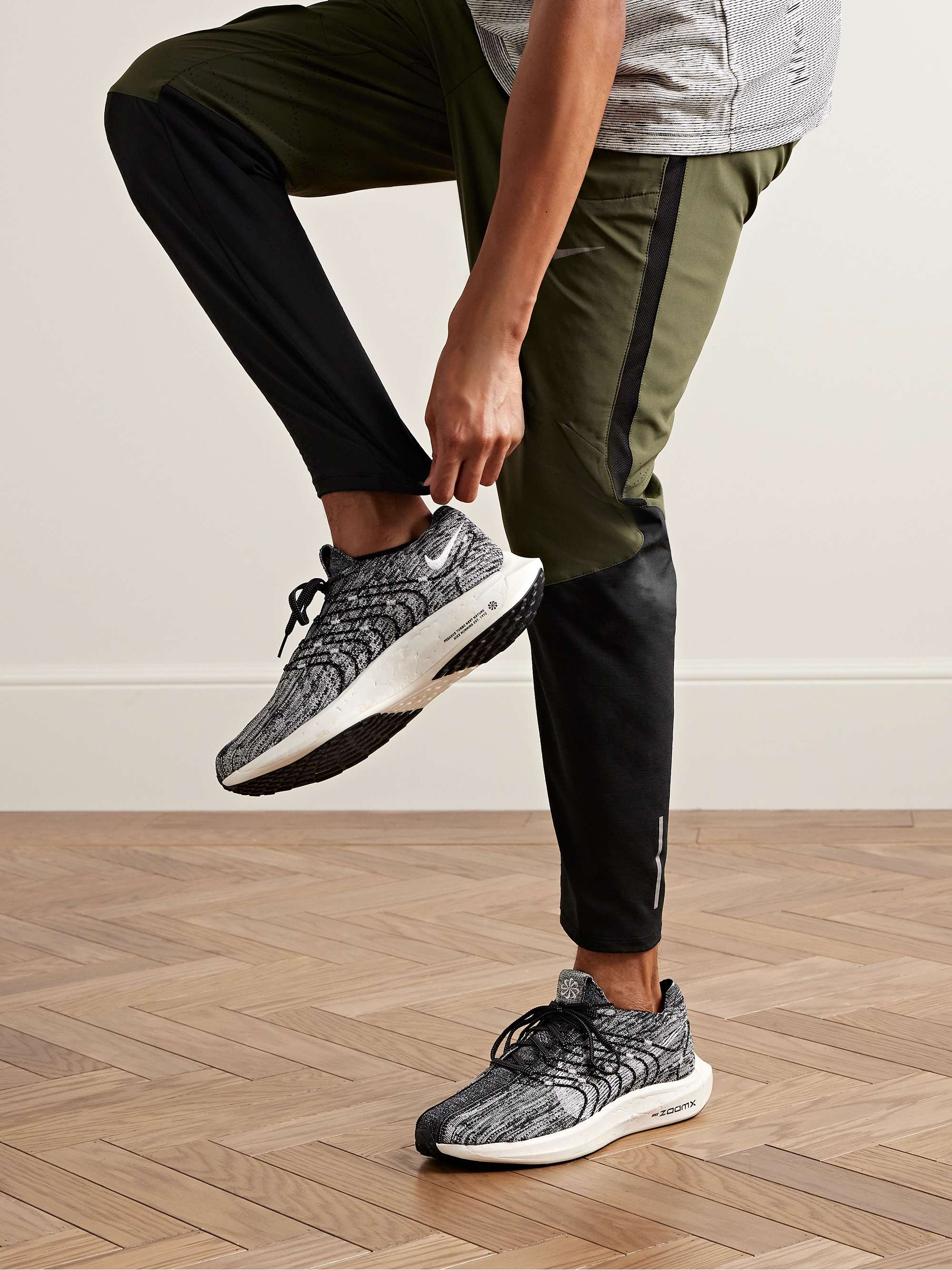nike pegasus turbo 2 on feet