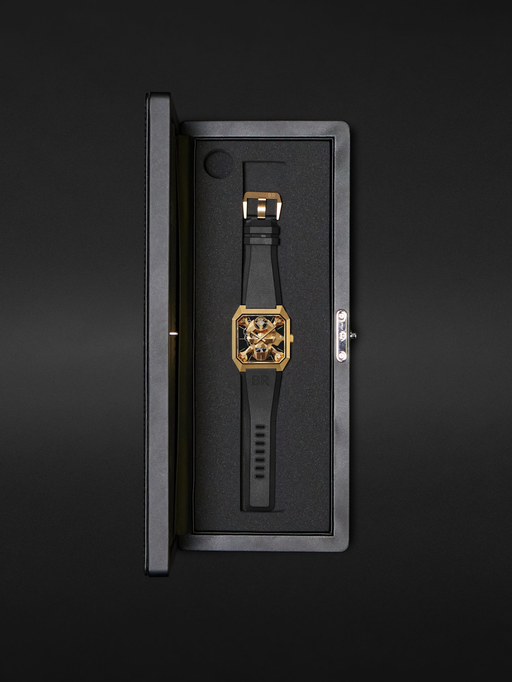 BELL & ROSS 