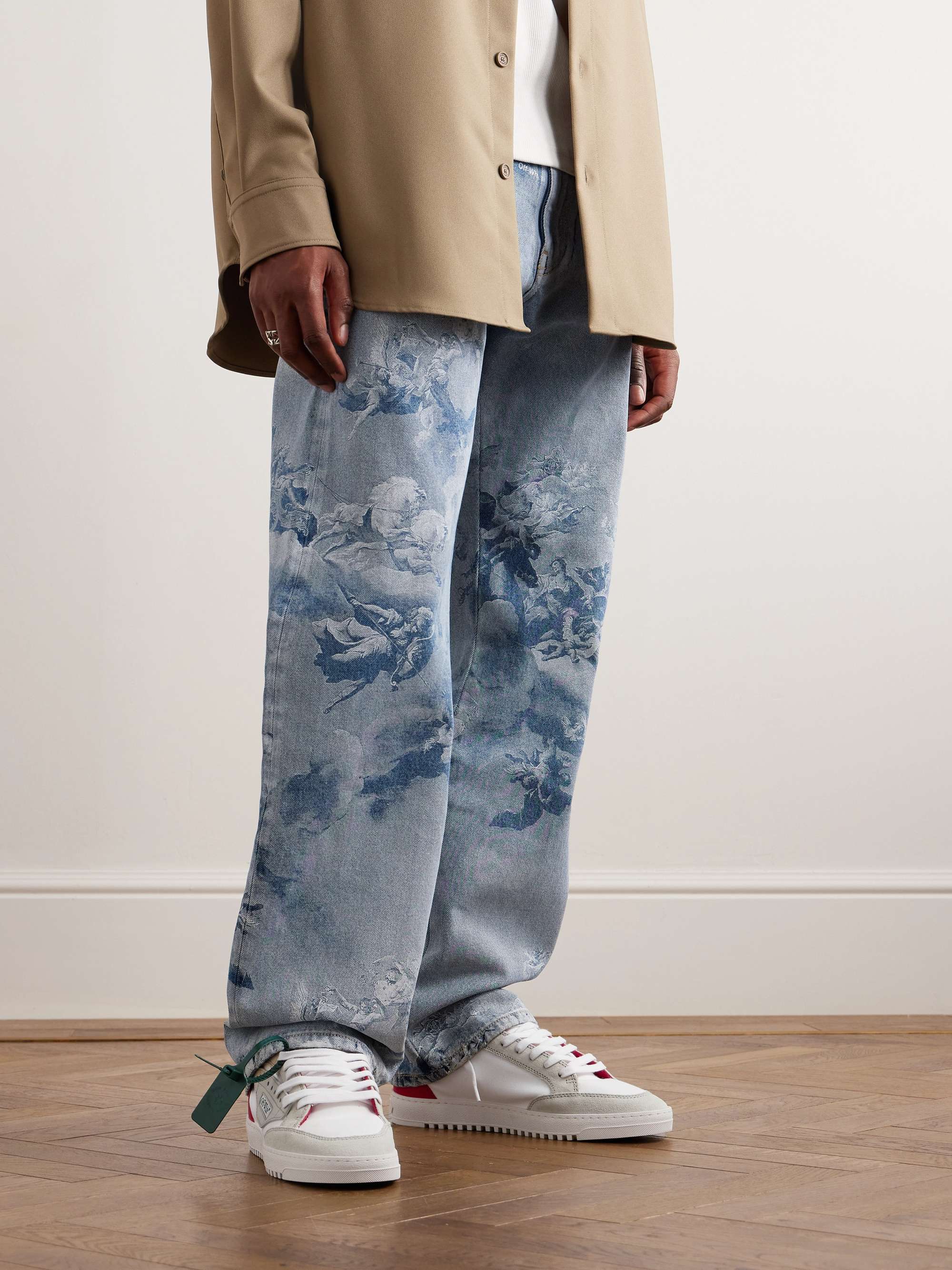 OFF-WHITE 