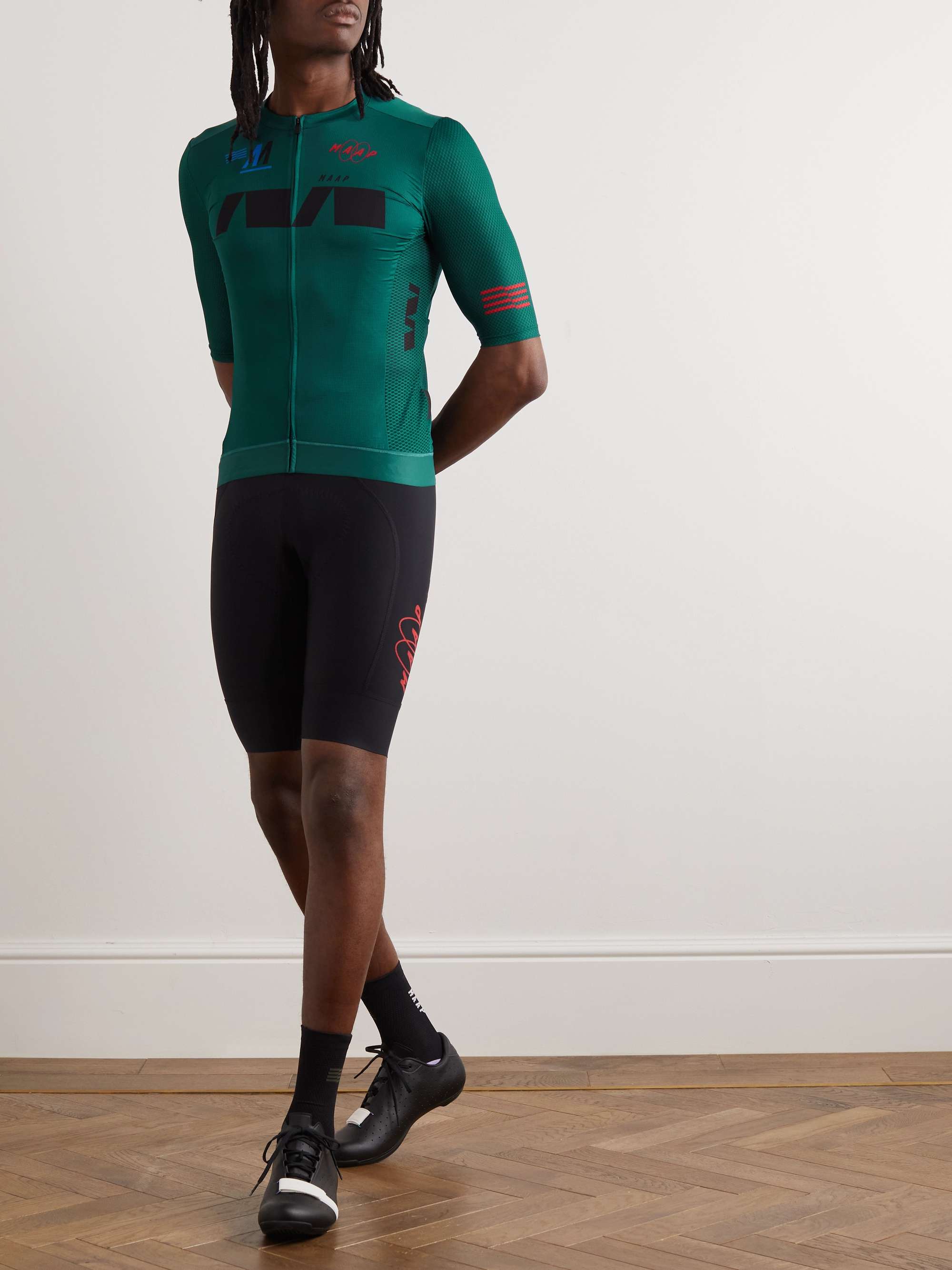 Pro fit cycling best sale jersey
