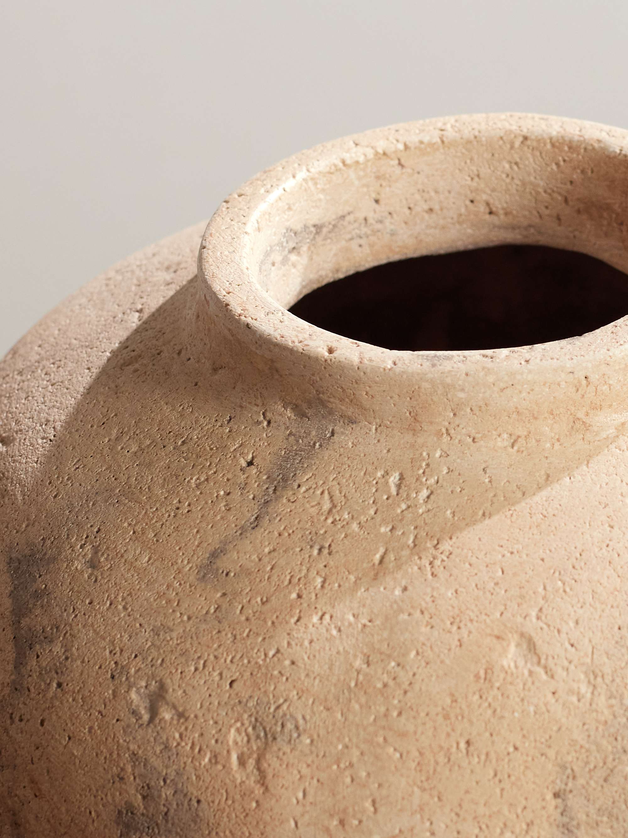 THE CONRAN SHOP Marbled Limestone Vase