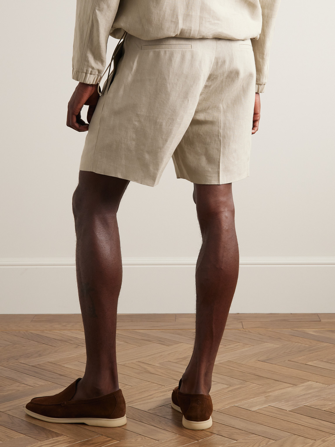 Shop Loro Piana Honiara Straight-leg Pleated Linen Bermuda Shorts In Neutrals