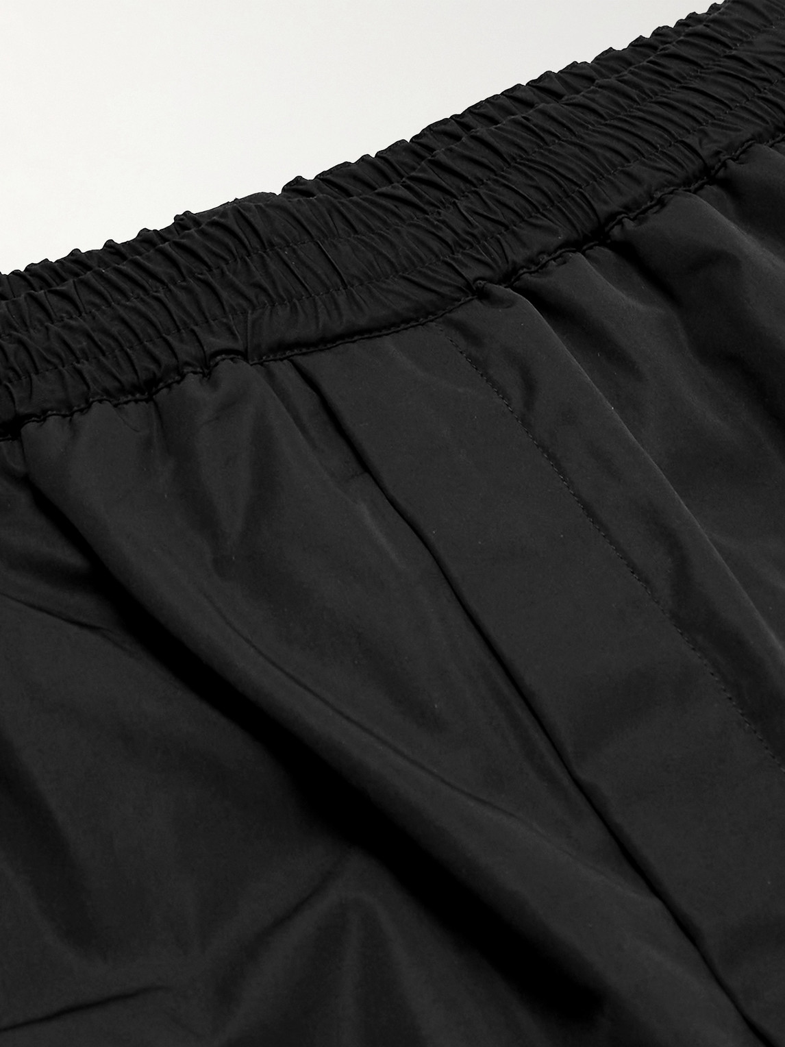Shop The Row Wide-leg Gerhardt Shell Shorts In Black