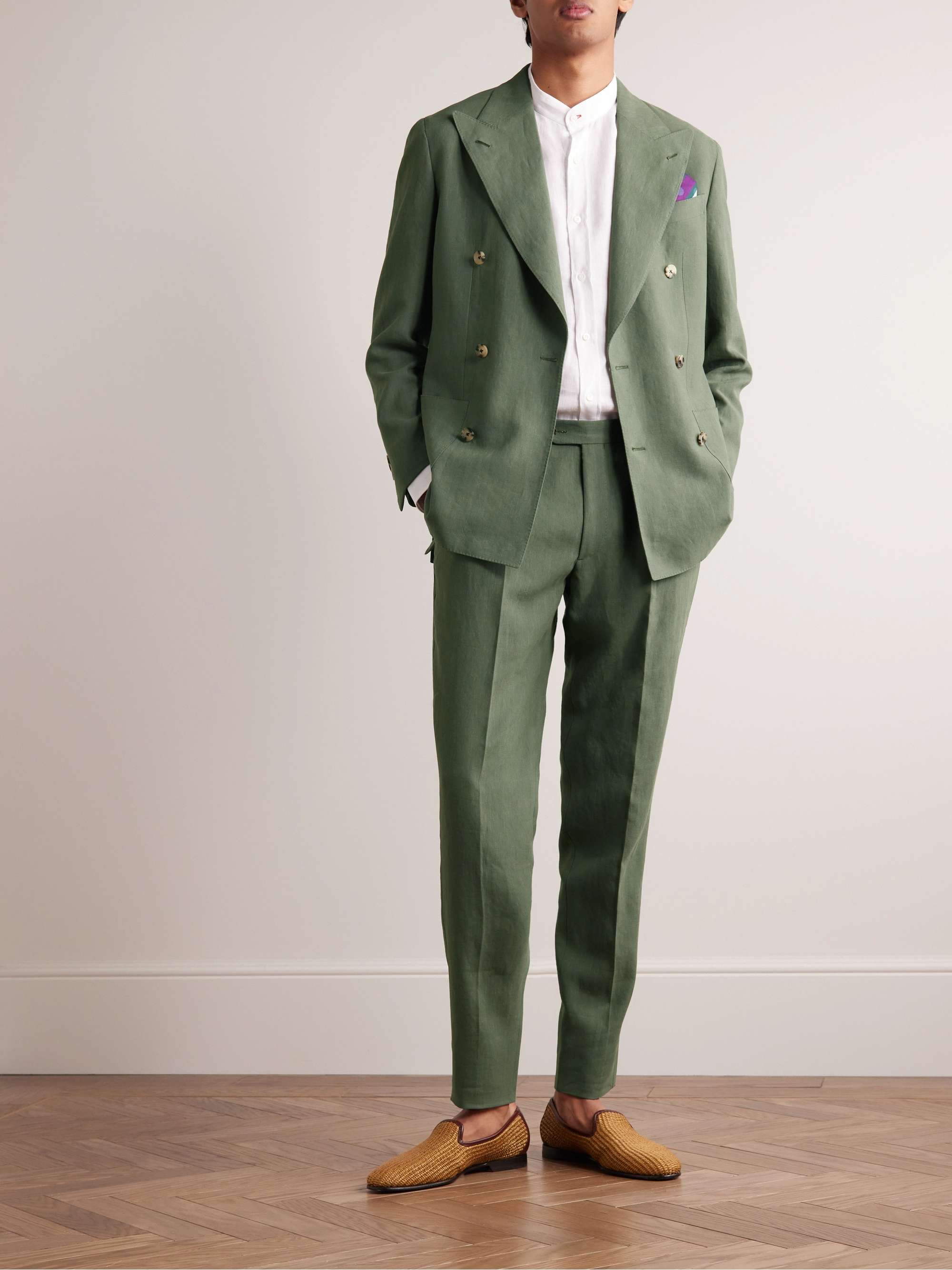THOM SWEENEY 