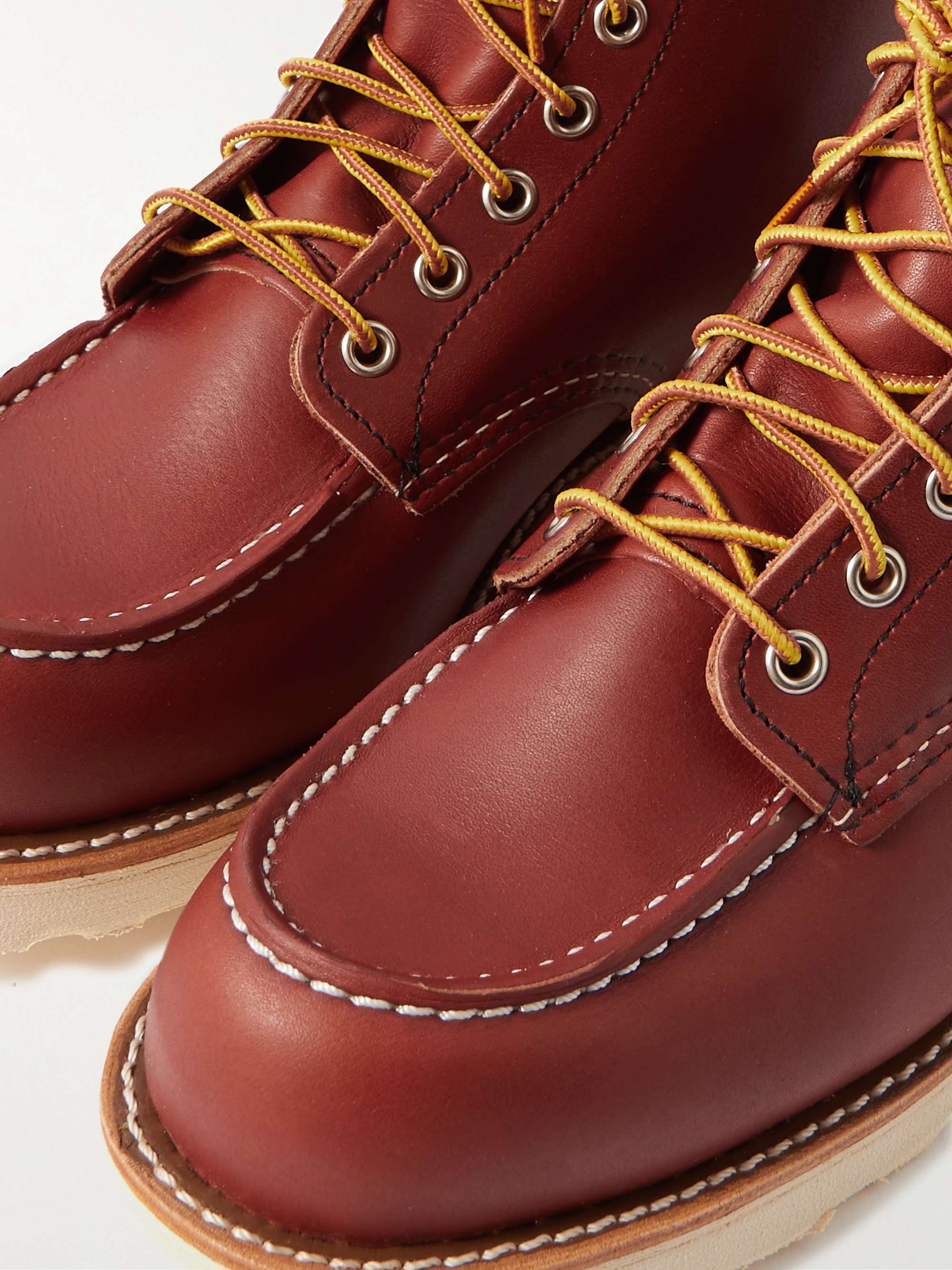 875 Classic Moc Leather Boots