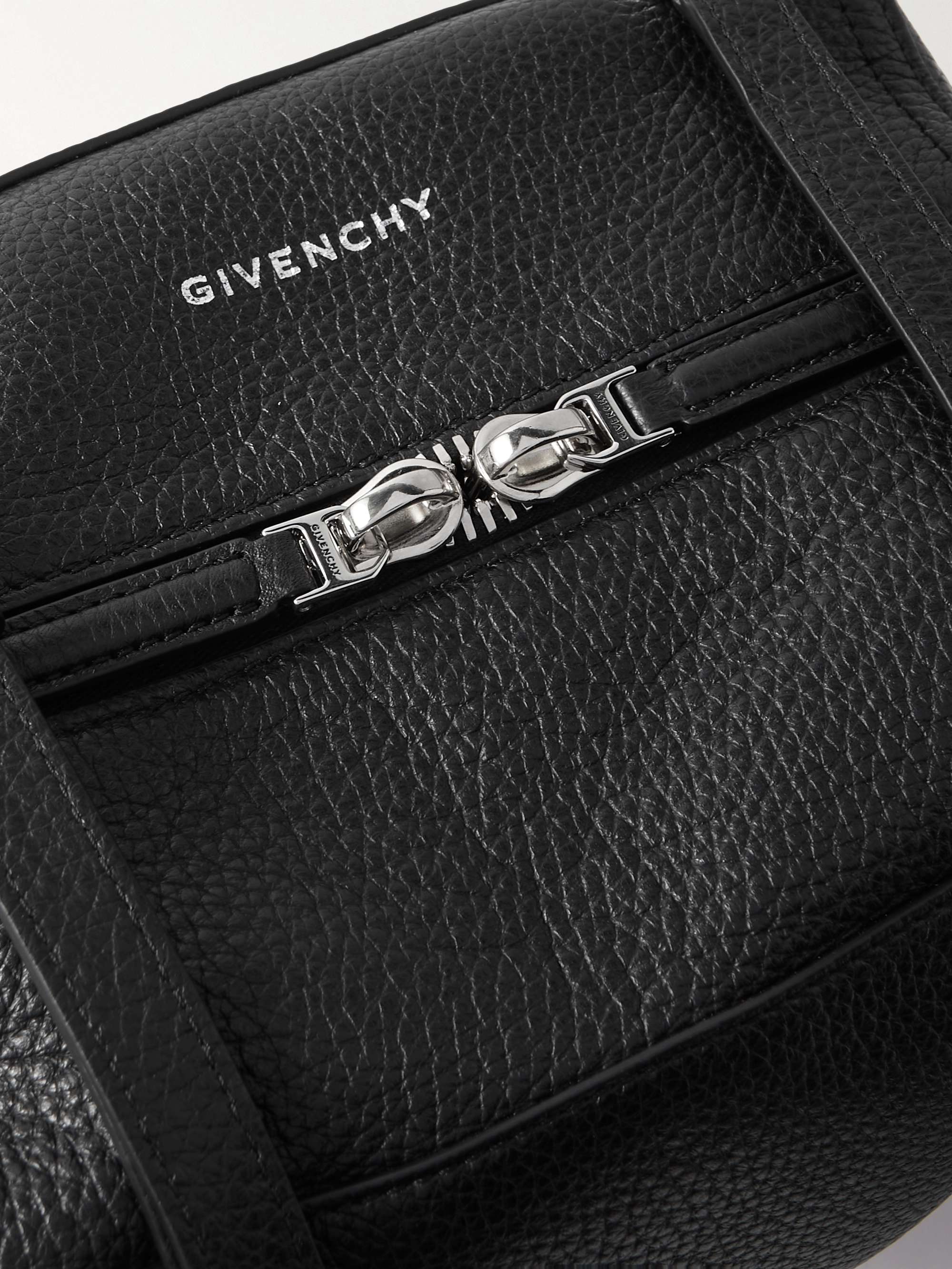 GIVENCHY 