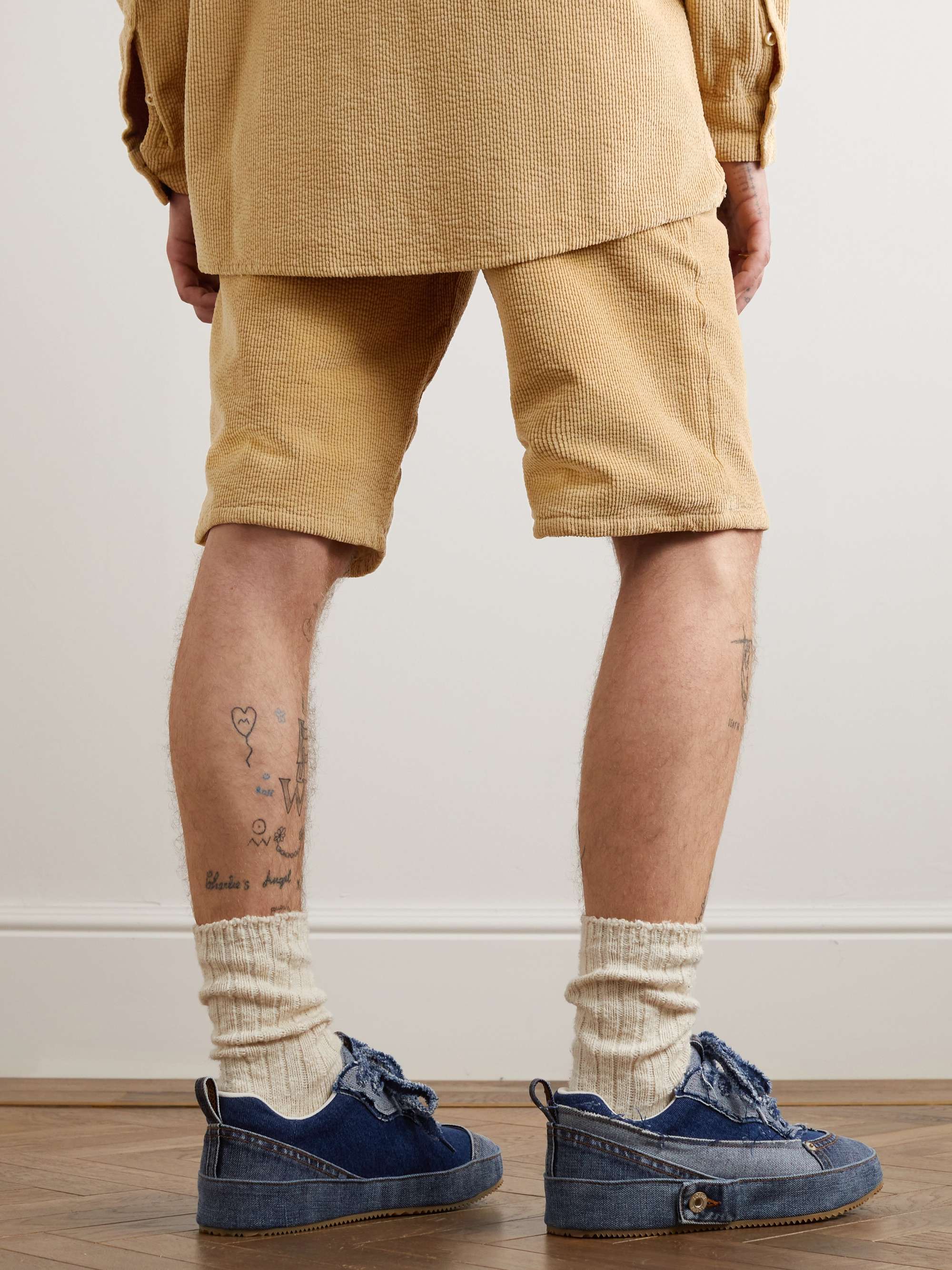 ERL Shorts a gamba dritta in velluto a coste