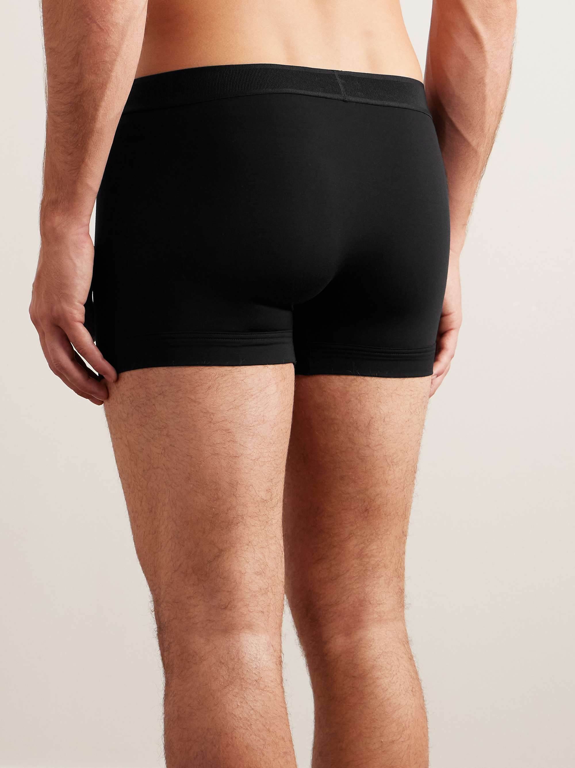 TOM FORD 