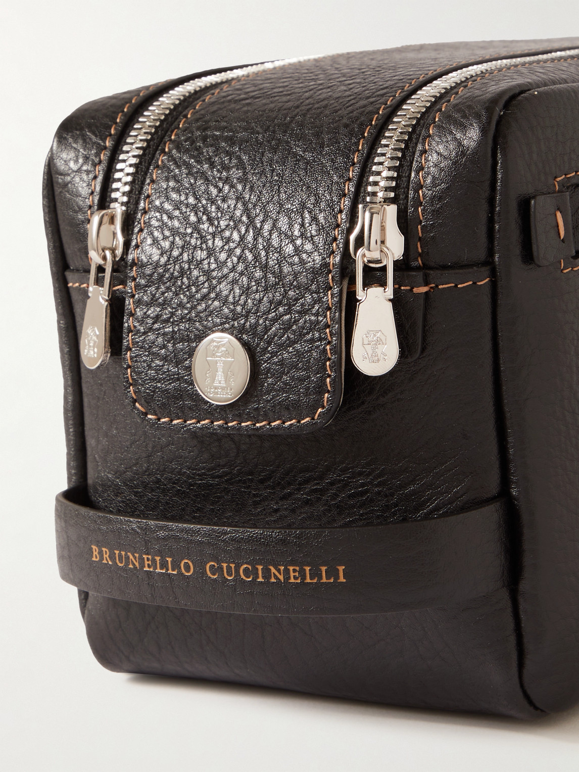 Shop Brunello Cucinelli Full-grain Leather Wash Bag In Black