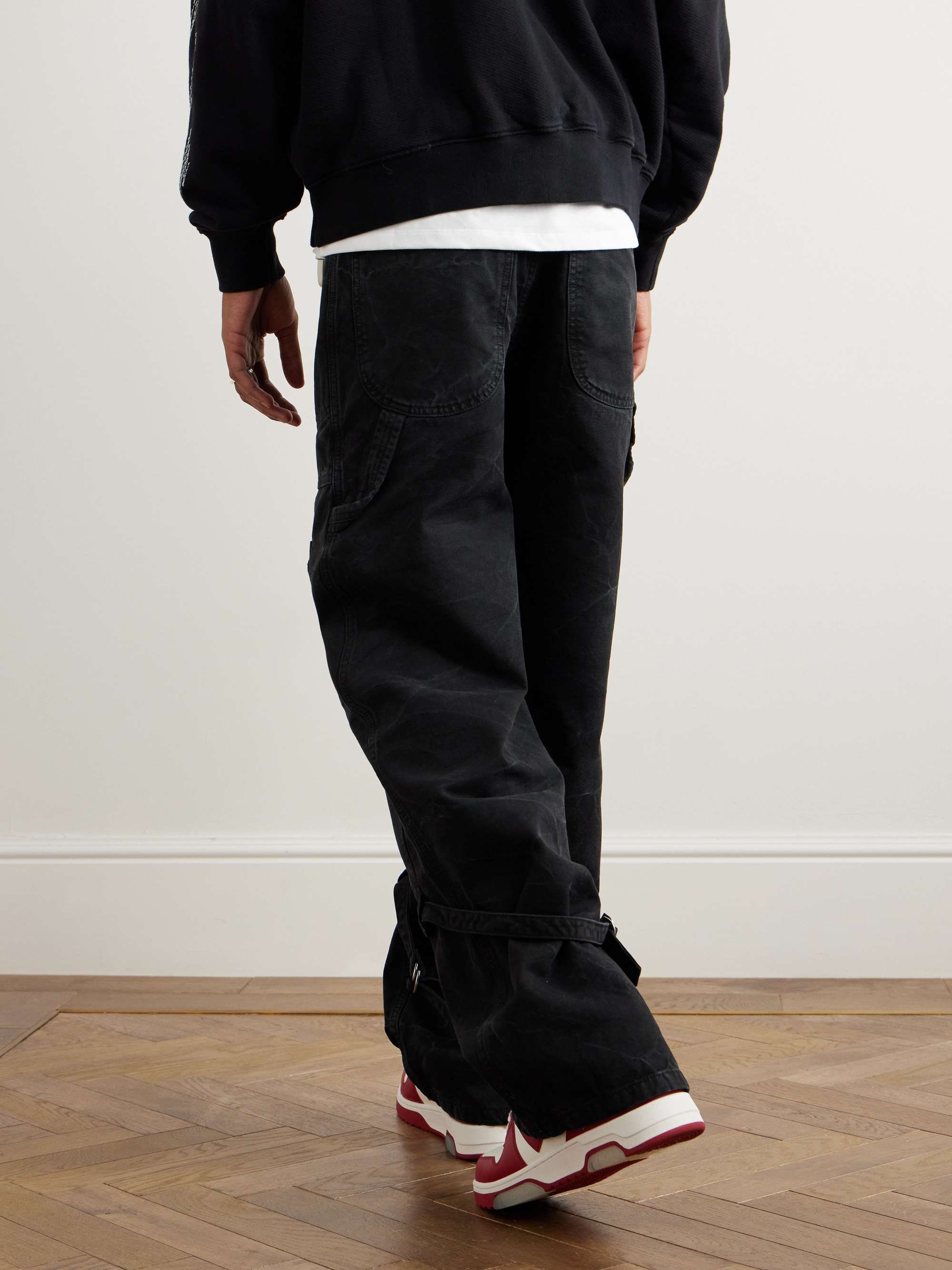 OFF-WHITE 