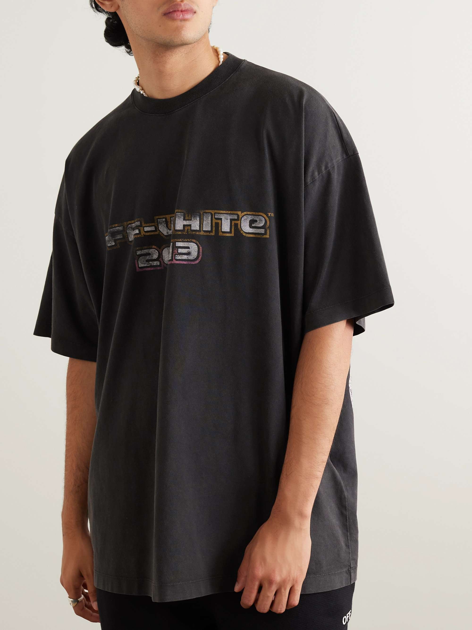 OFF-WHITE 