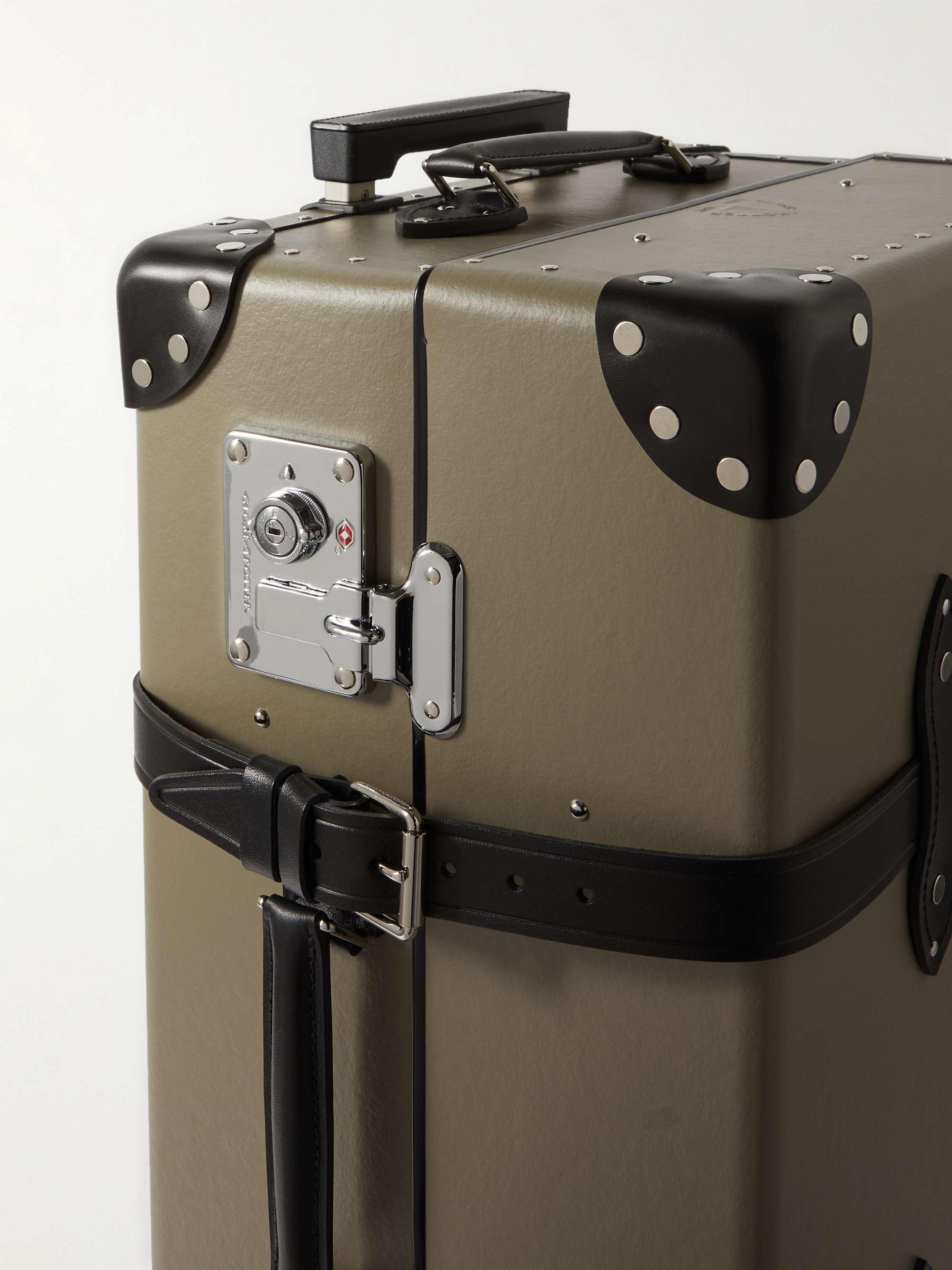 GLOBE-TROTTER 