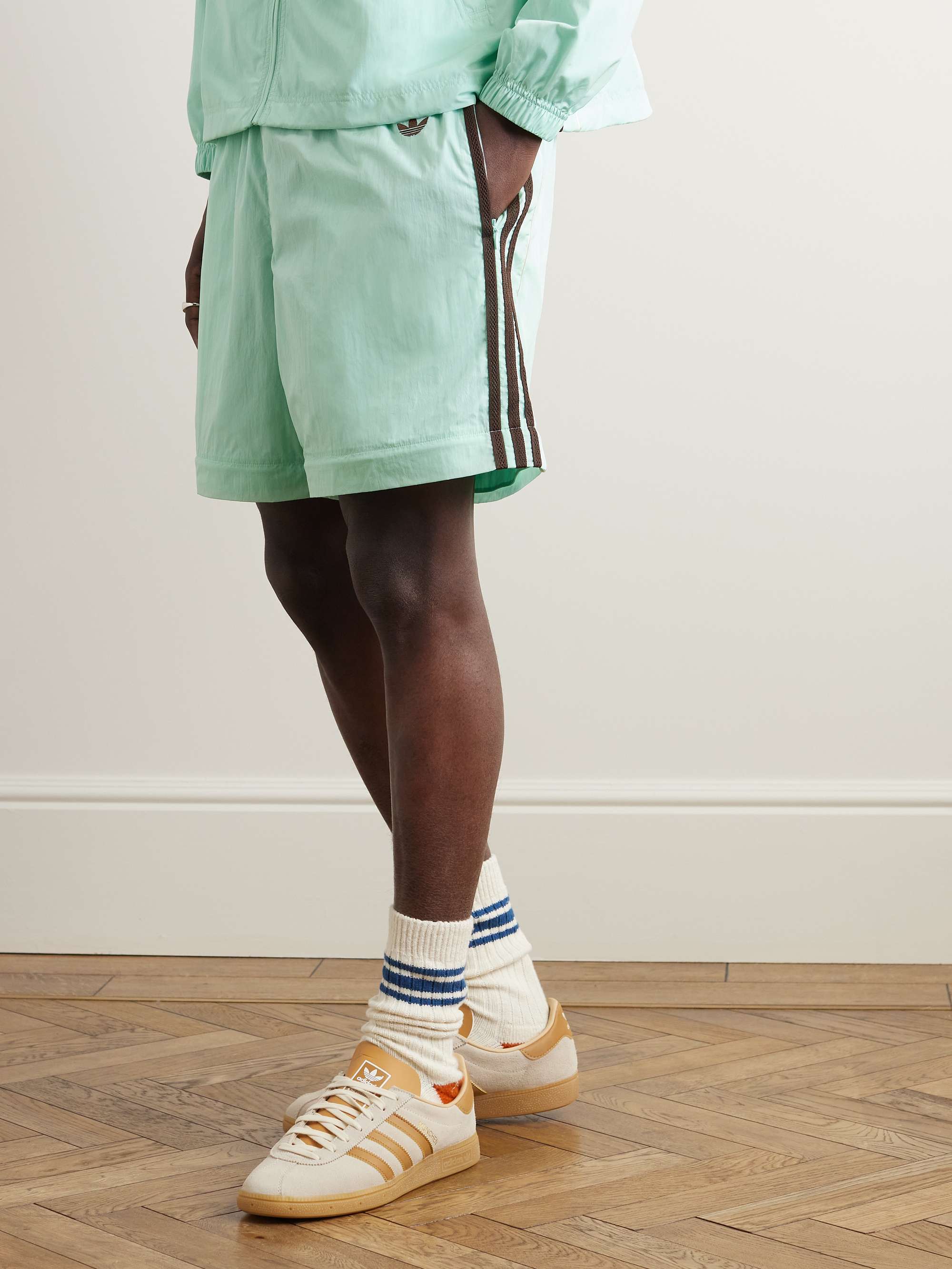 ADIDAS CONSORTIUM 