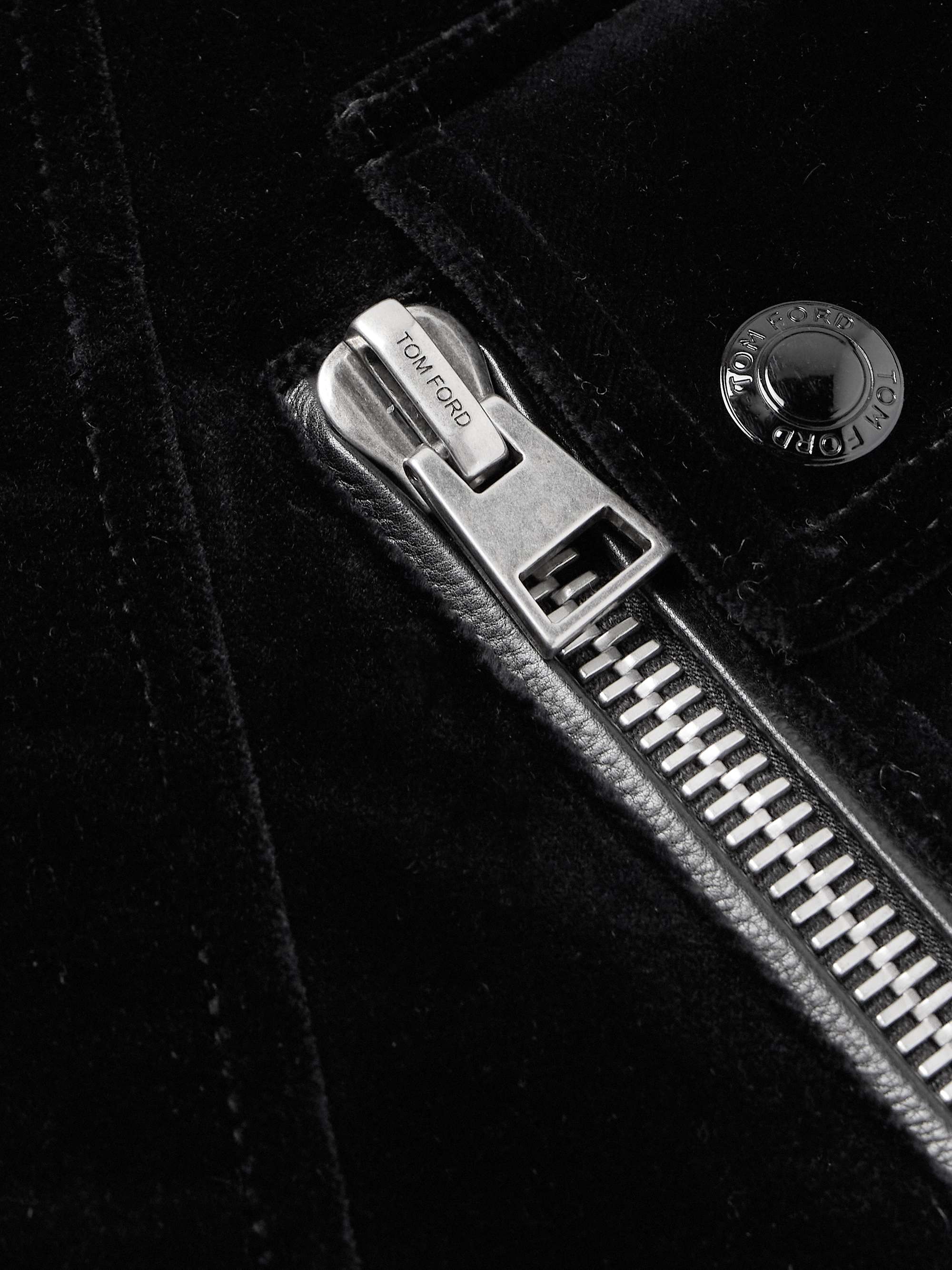 TOM FORD 