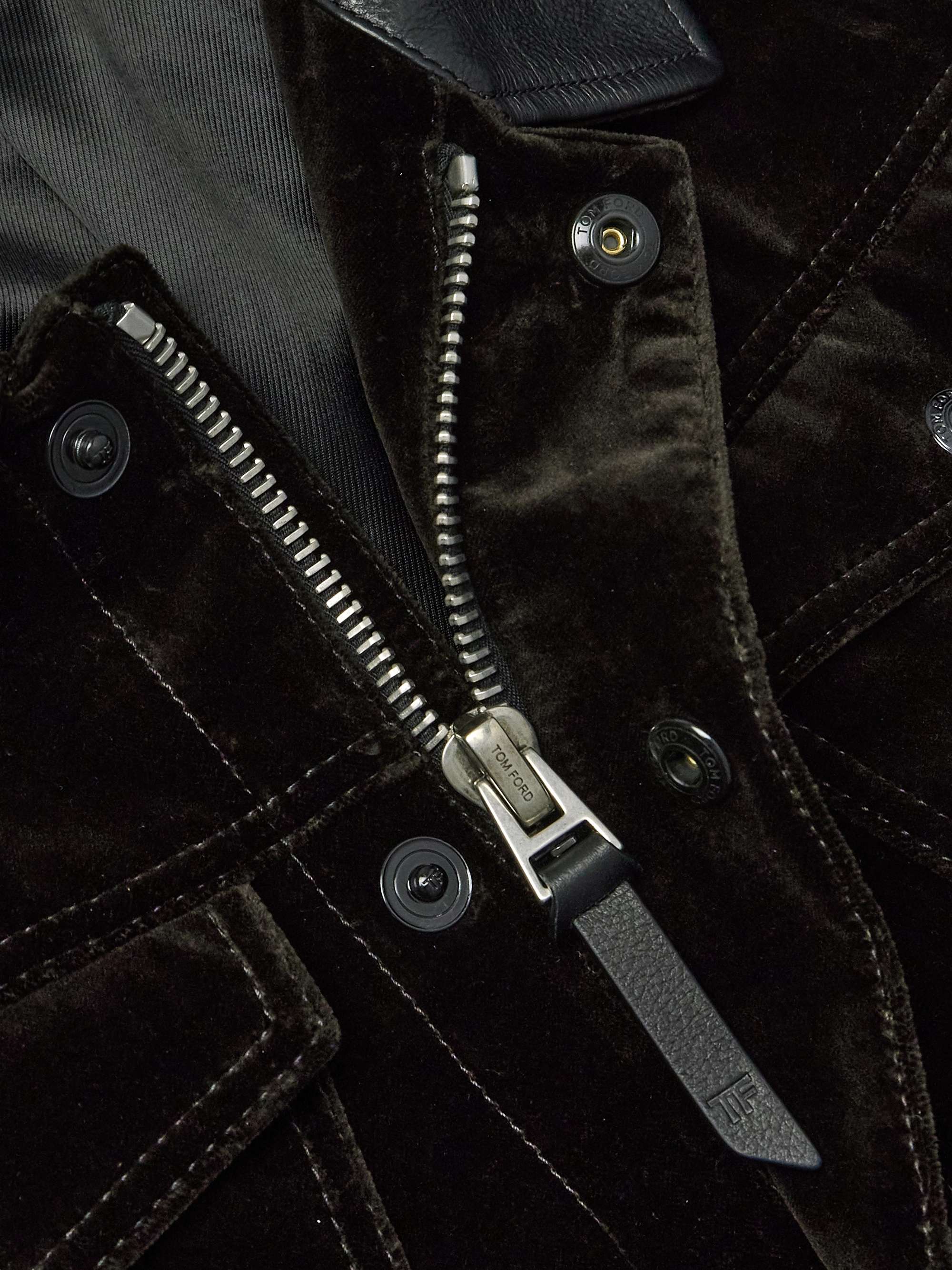 TOM FORD 