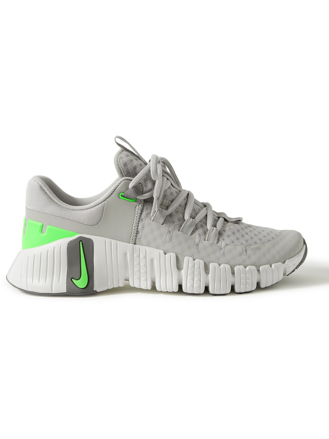 Nike Men's Free Metcon 5 Training Sneakers From Finish Line In Gray