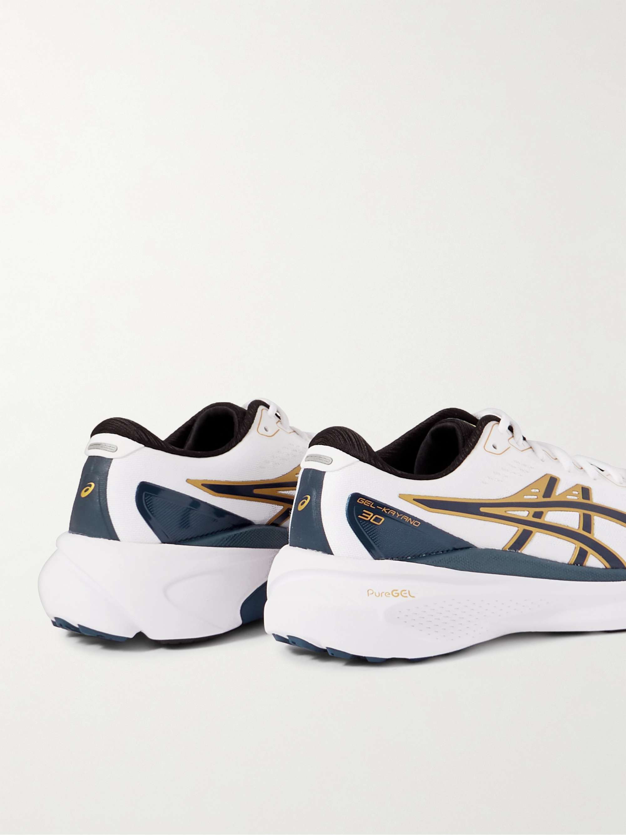 ASICS 