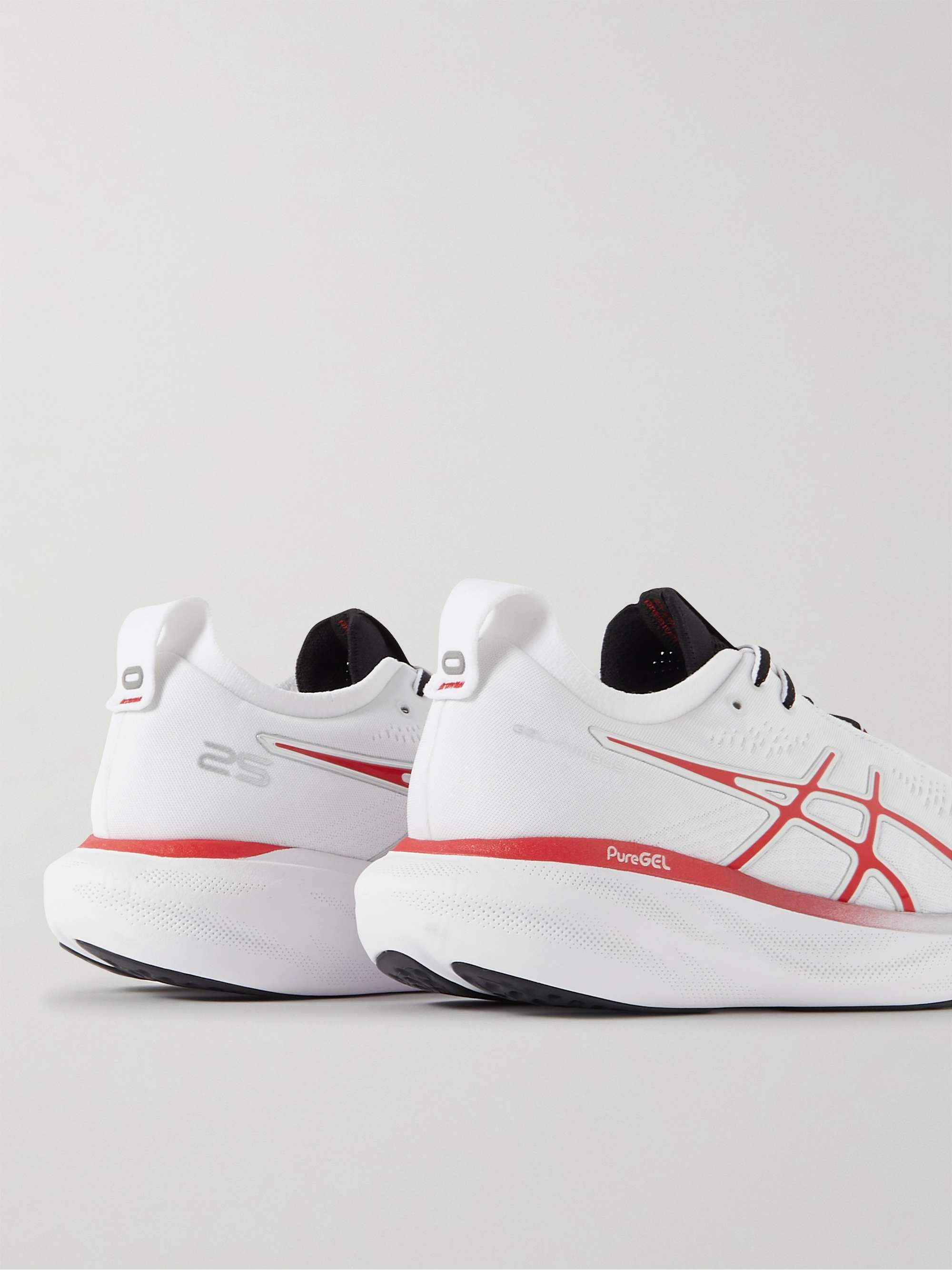 ASICS 
