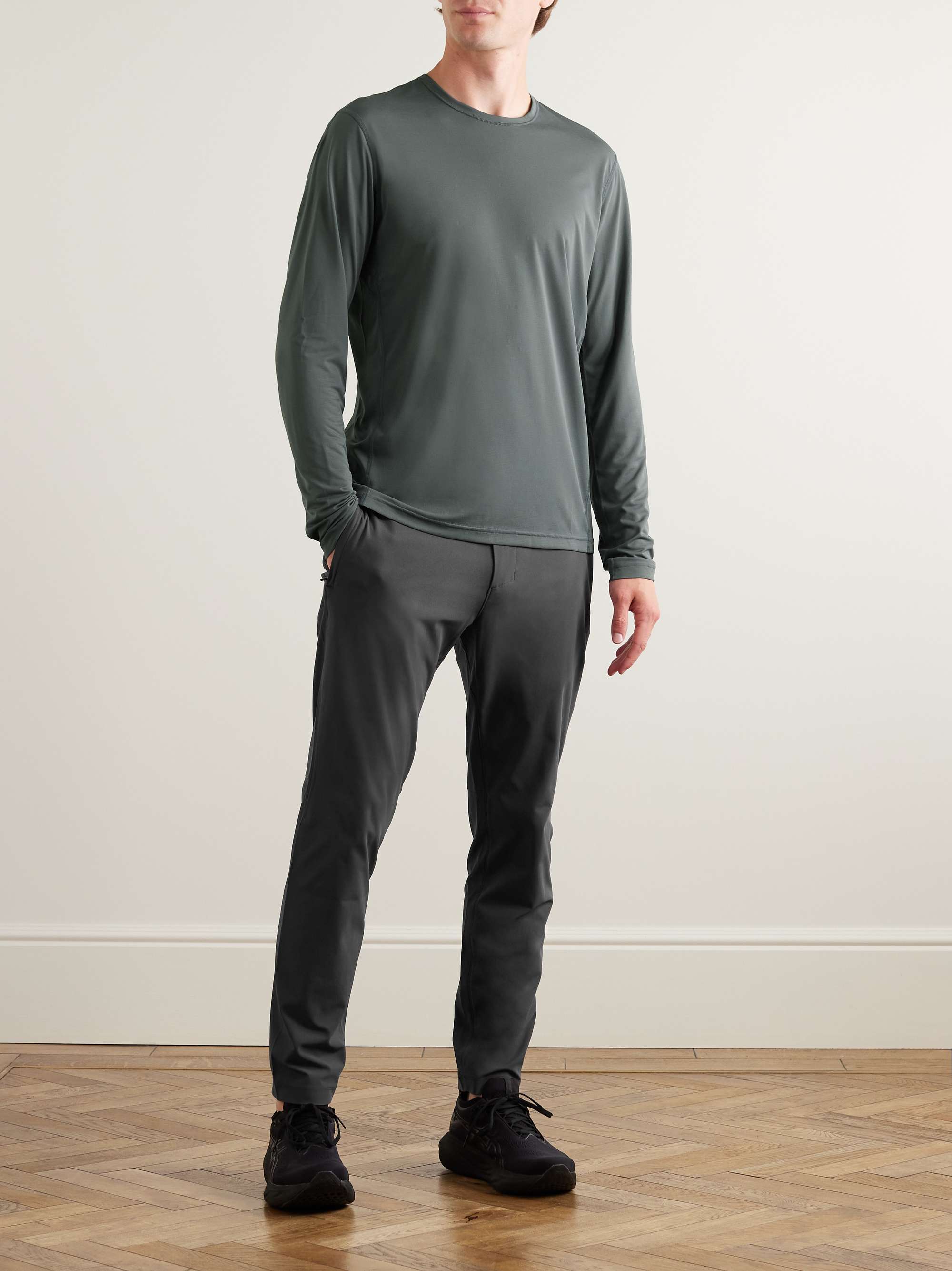 REIGNING CHAMP Deltapeak™ 90 Mesh T-Shirt