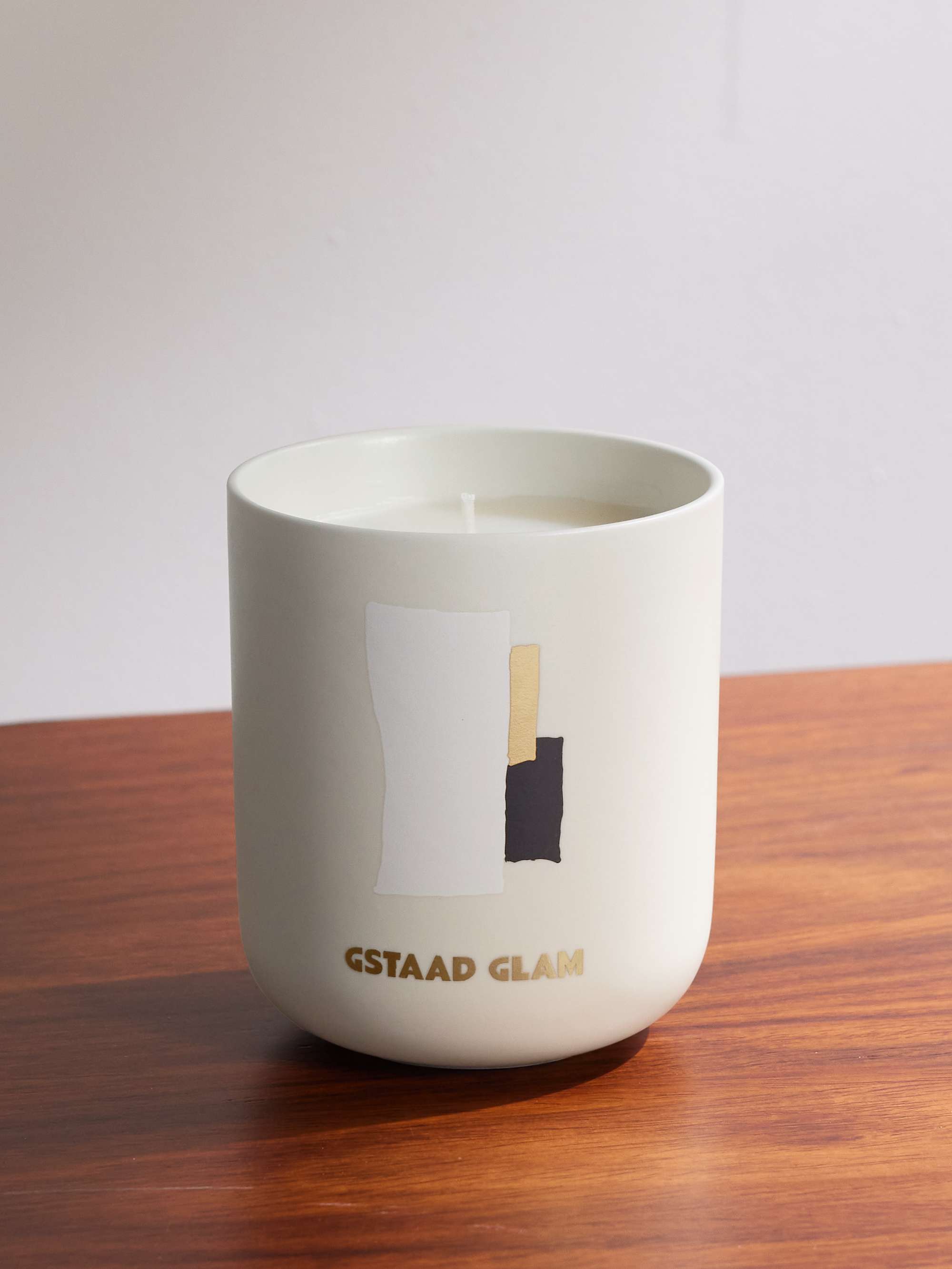 ASSOULINE Gstaad Glam Scented Candle, 319g
