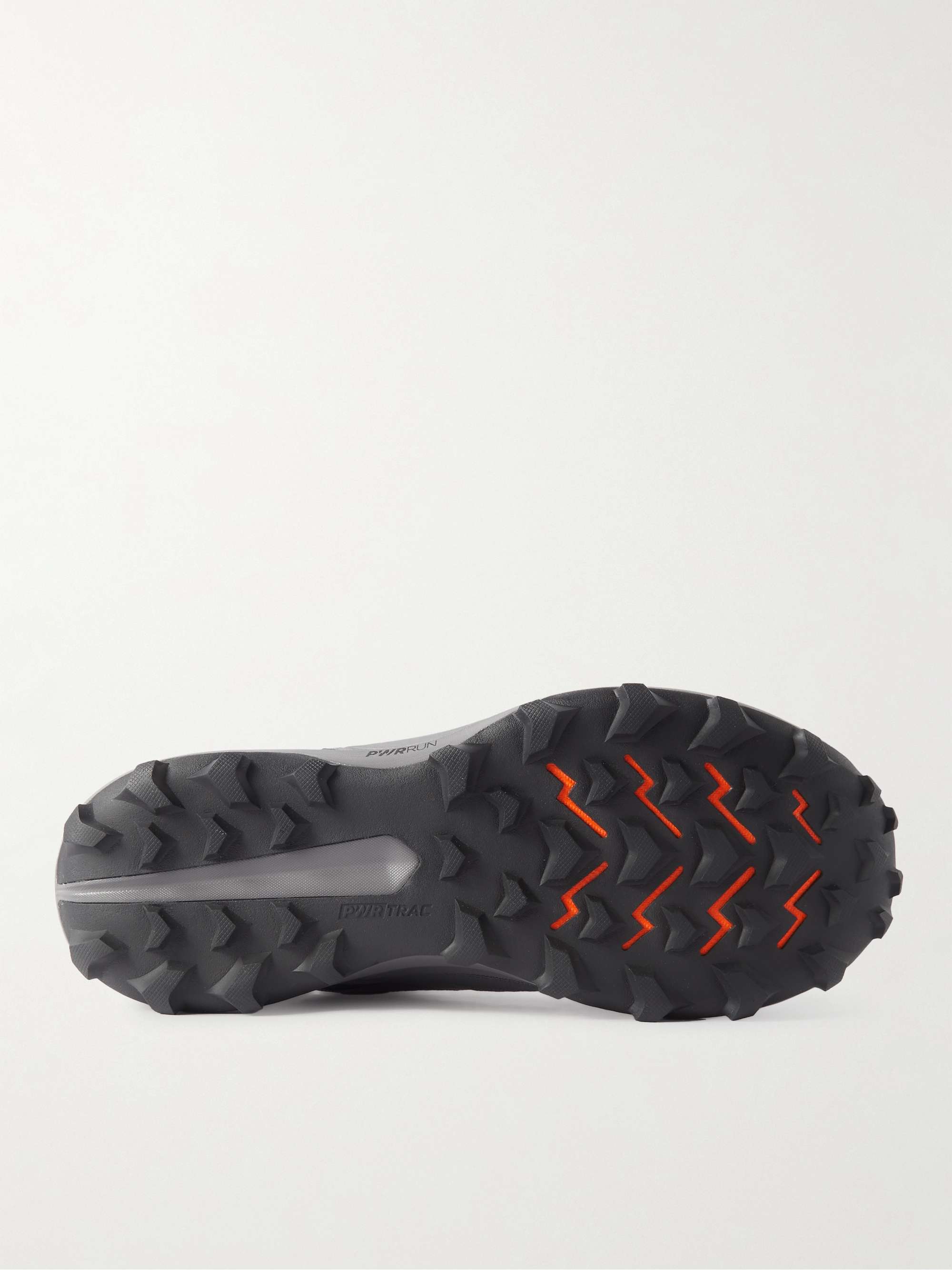 SAUCONY 