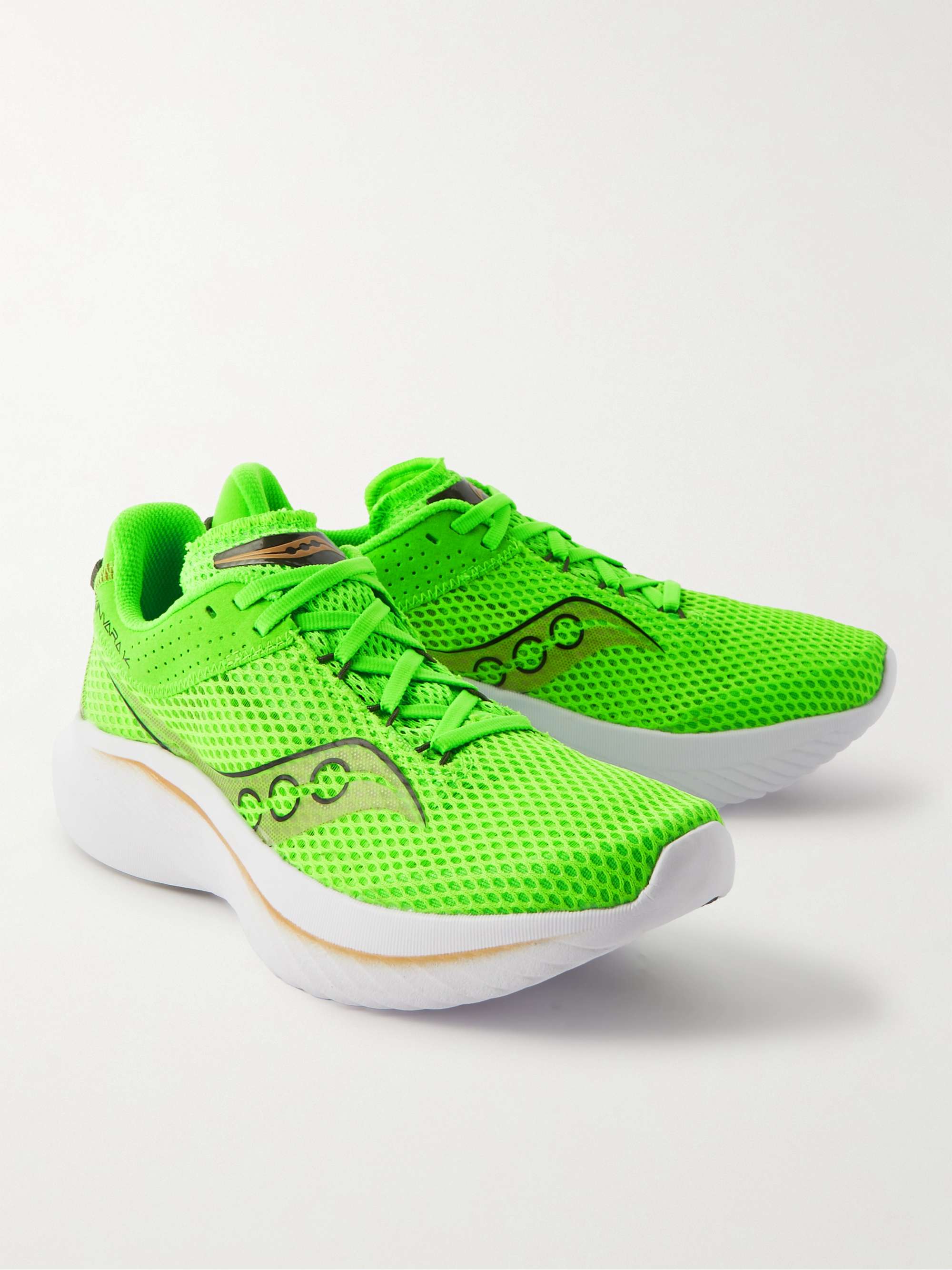 SAUCONY 