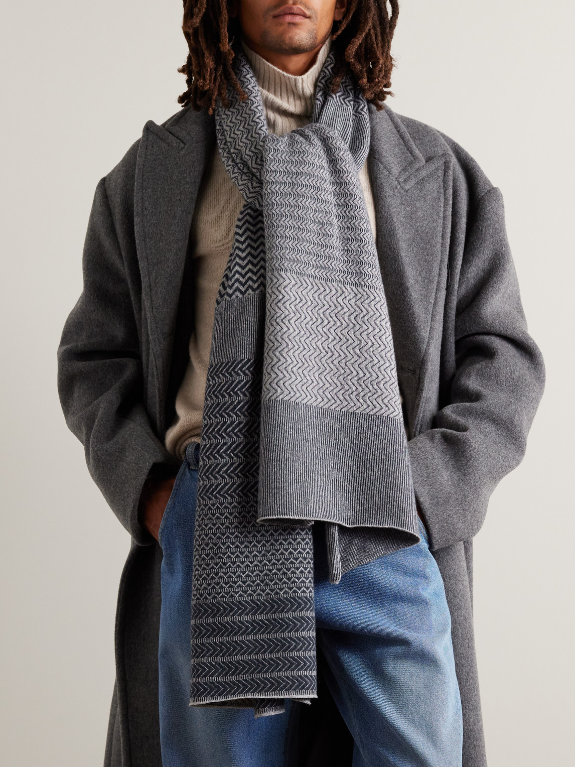 Shop Johnstons Of Elgin Striped Cashmere-jacquard Scarf In Gray