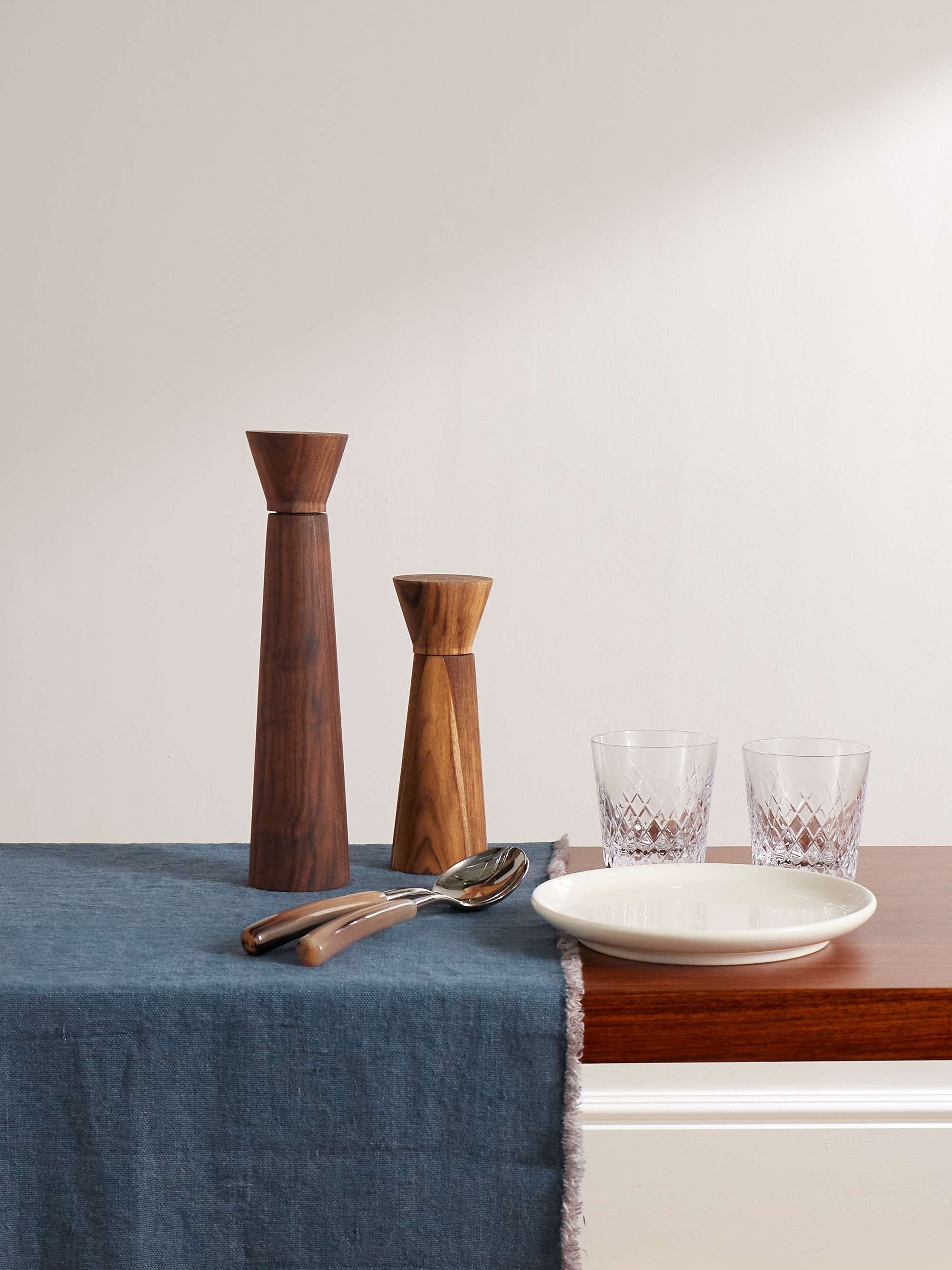 R+D.LAB Fringed Linen Table Runner