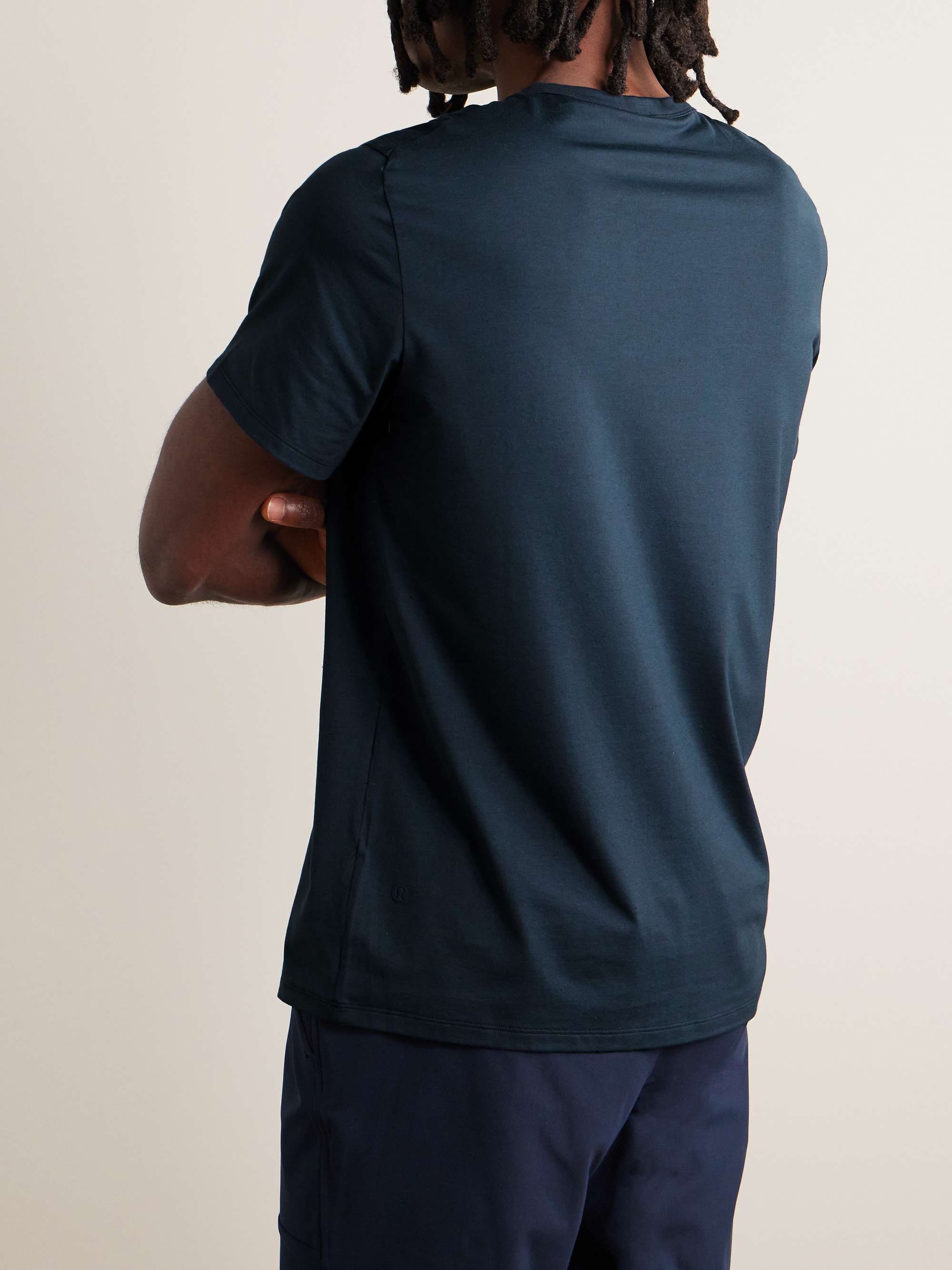 LULULEMON 