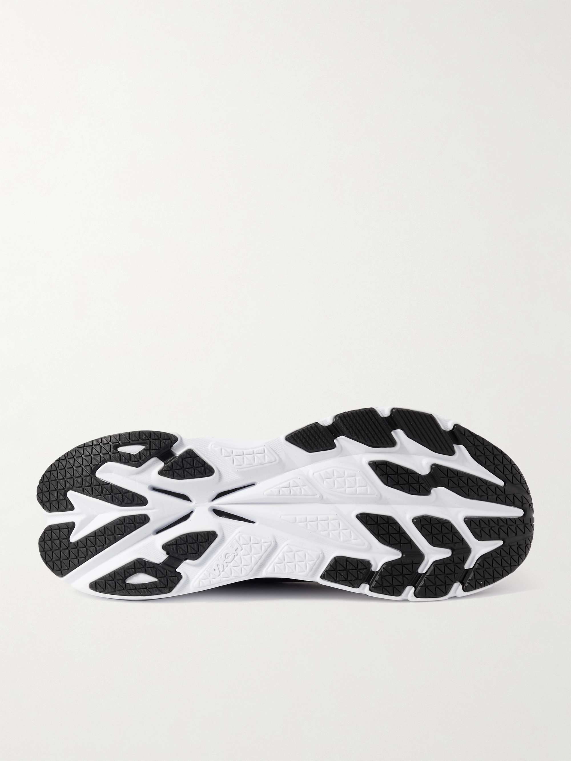 HOKA ONE ONE 