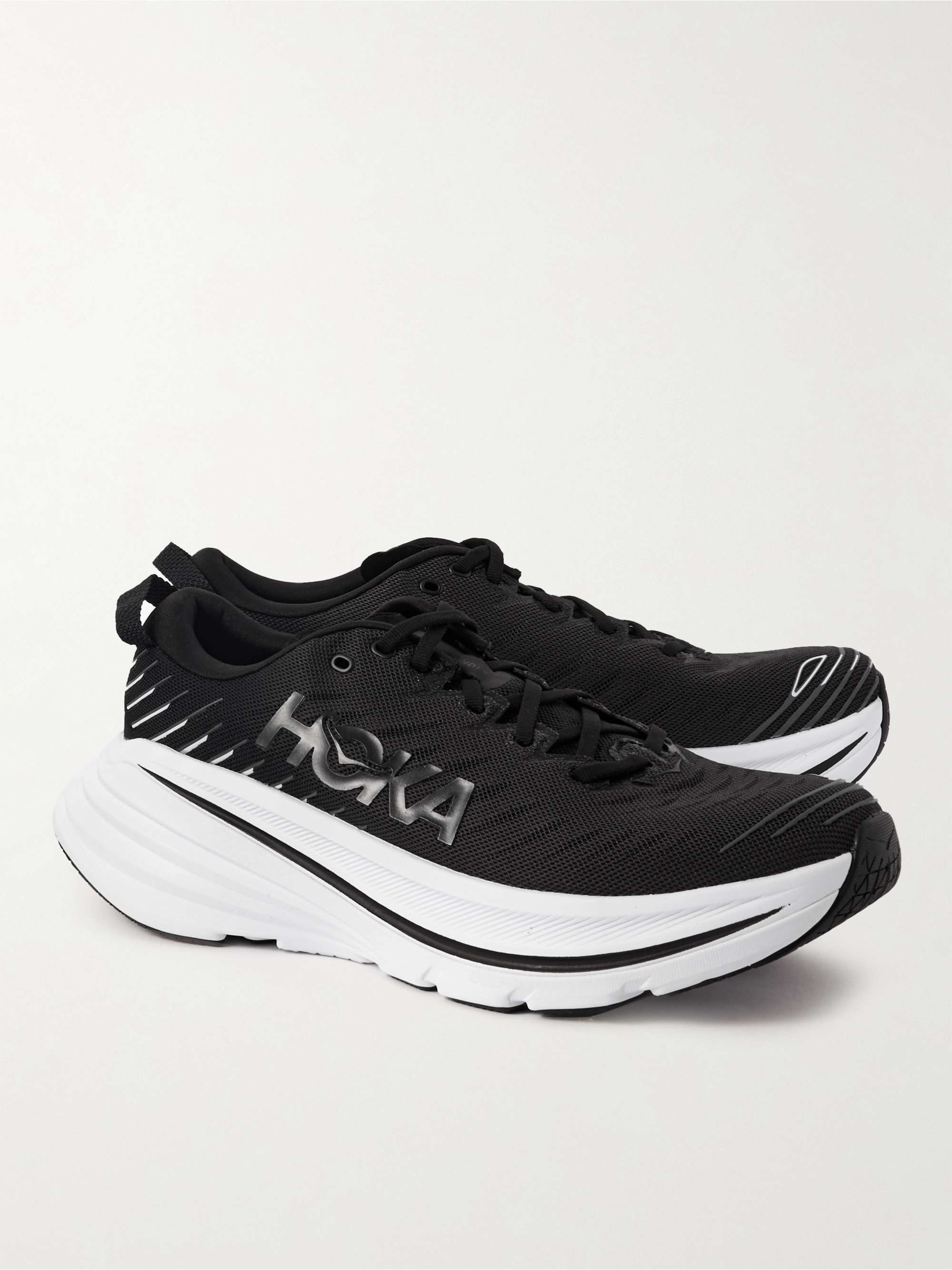HOKA ONE ONE 
