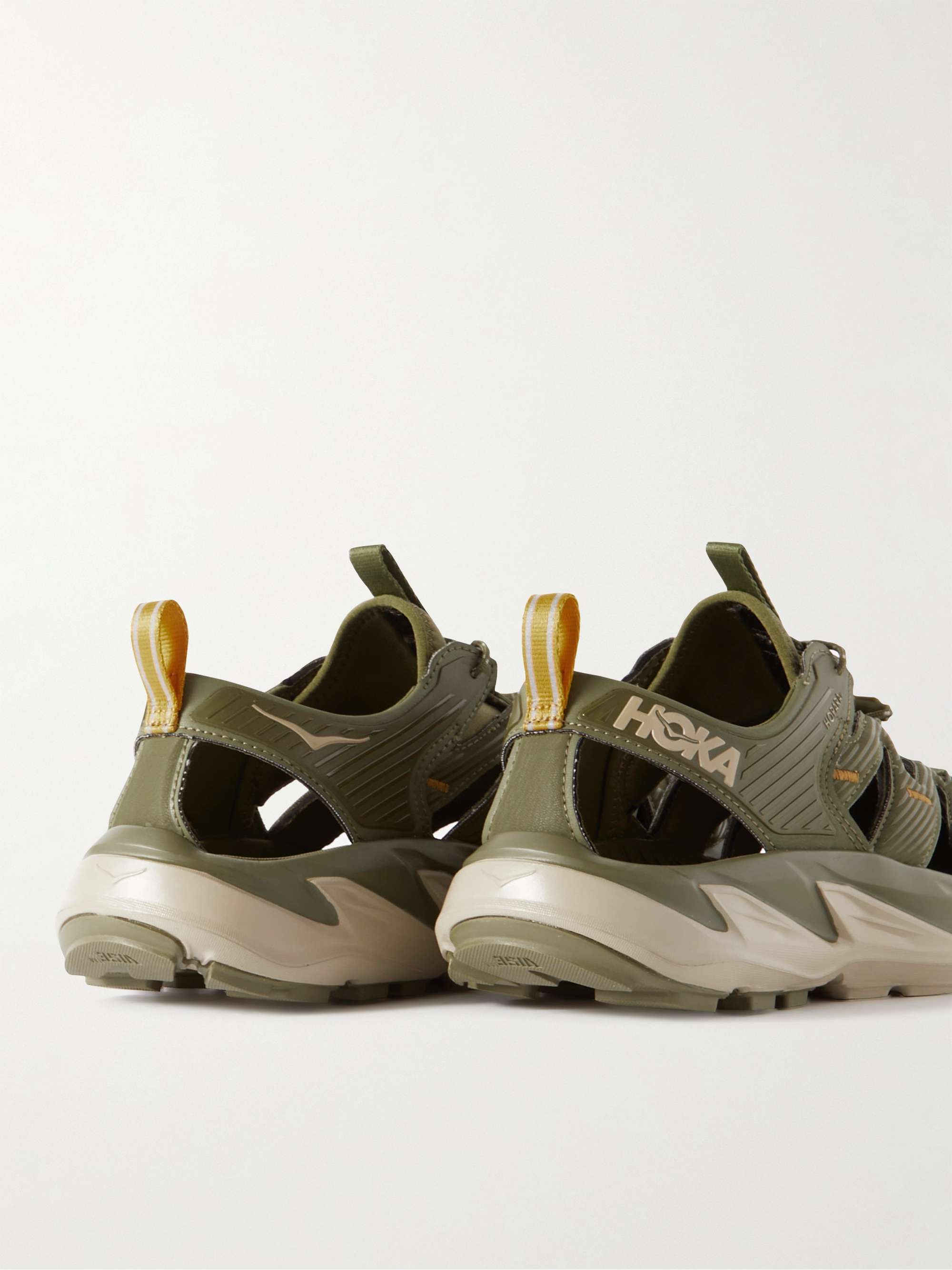 HOKA ONE ONE 