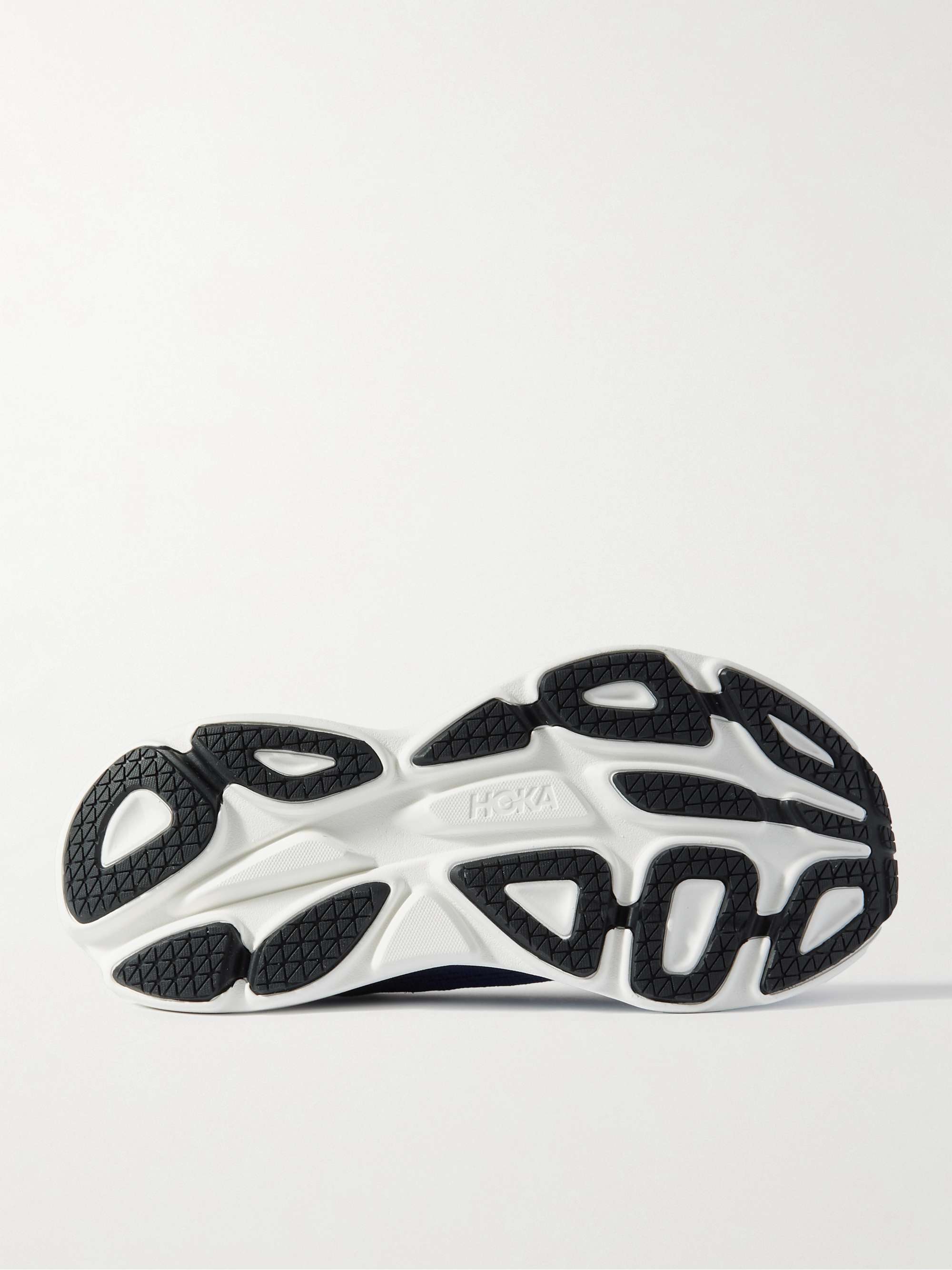 HOKA ONE ONE 
