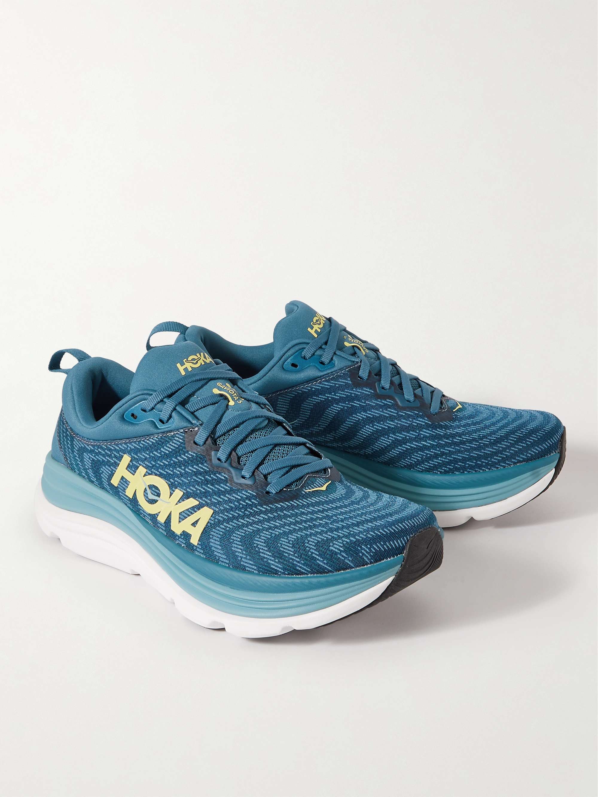 HOKA ONE ONE 