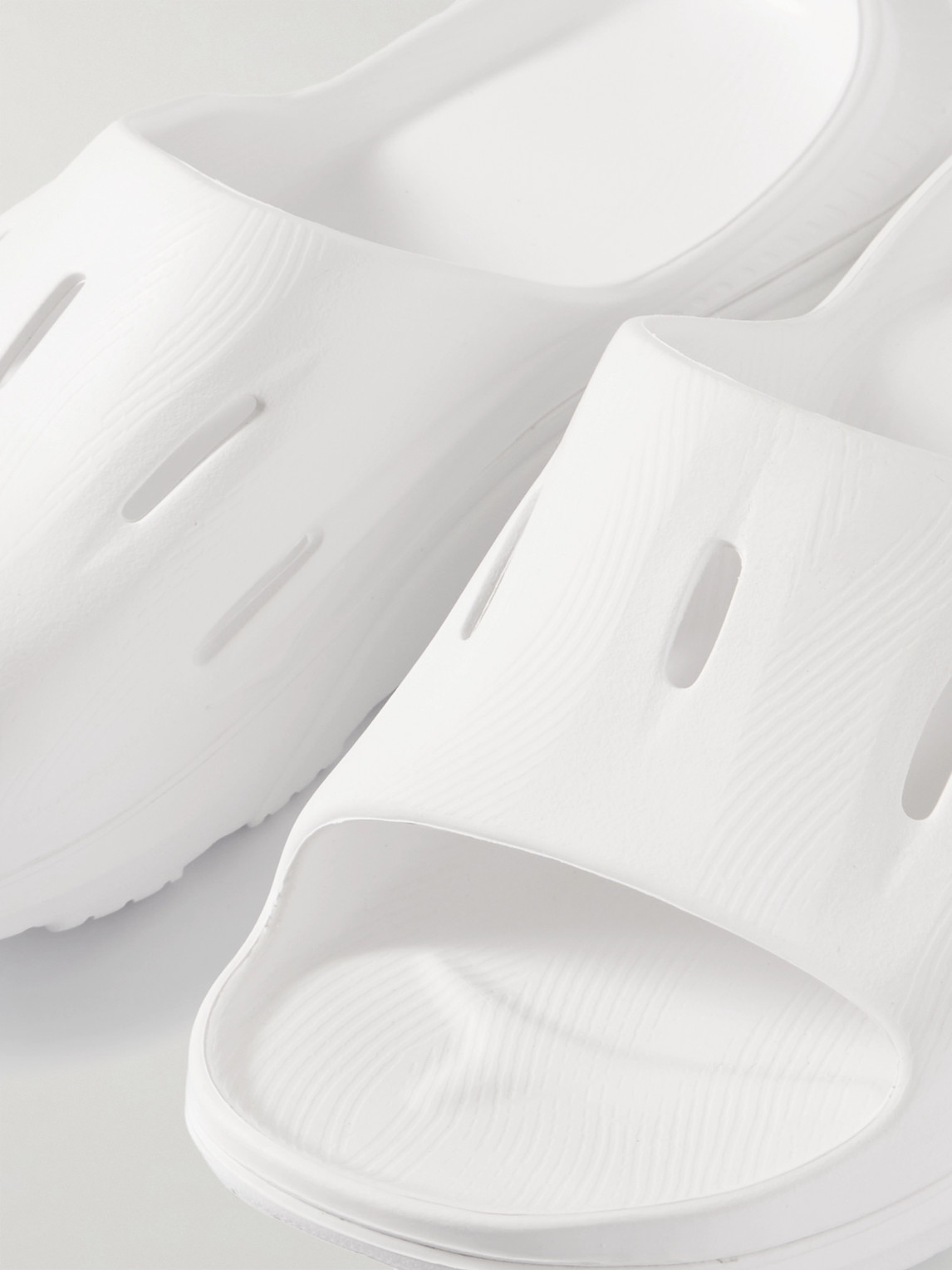 Hoka Gender Inclusive Ora Recovery Slide 3 Sandal In White