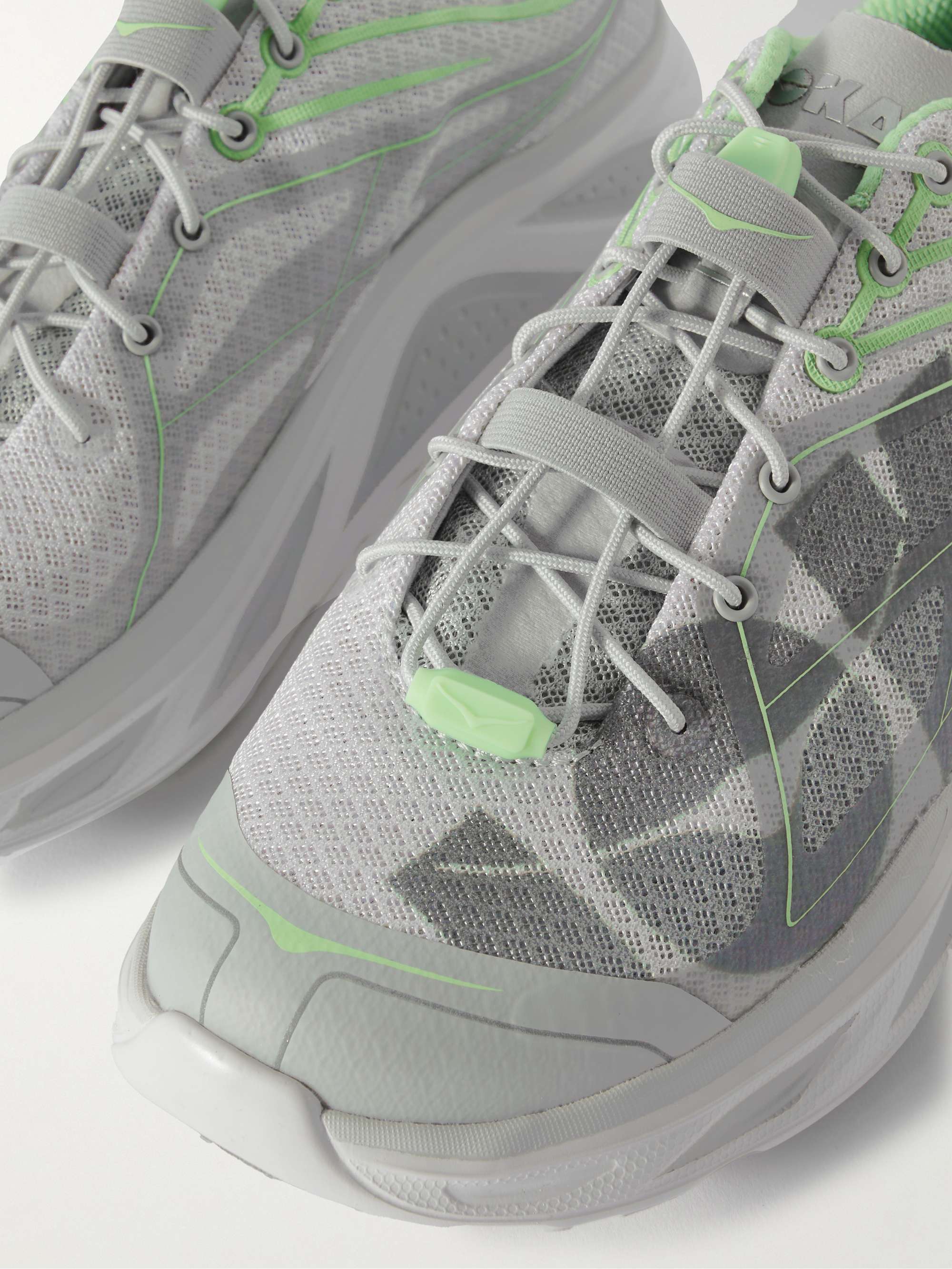 HOKA ONE ONE 