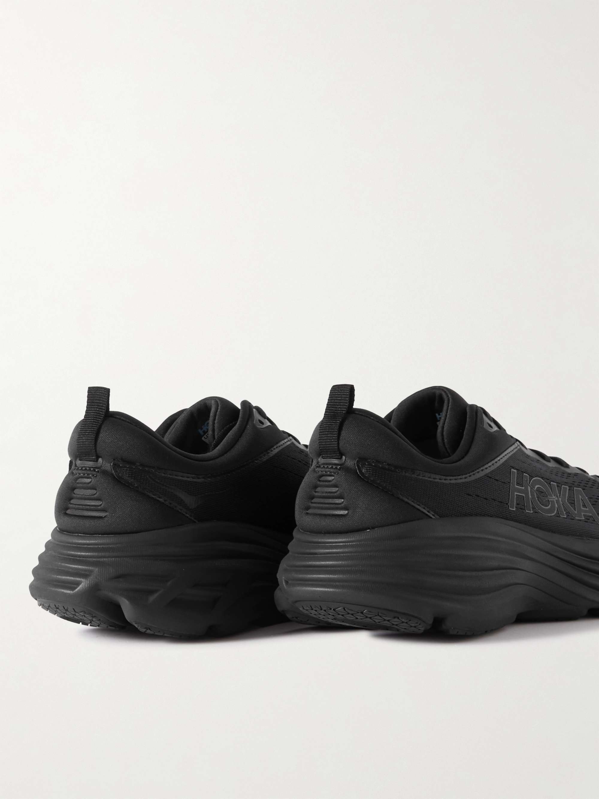HOKA ONE ONE 