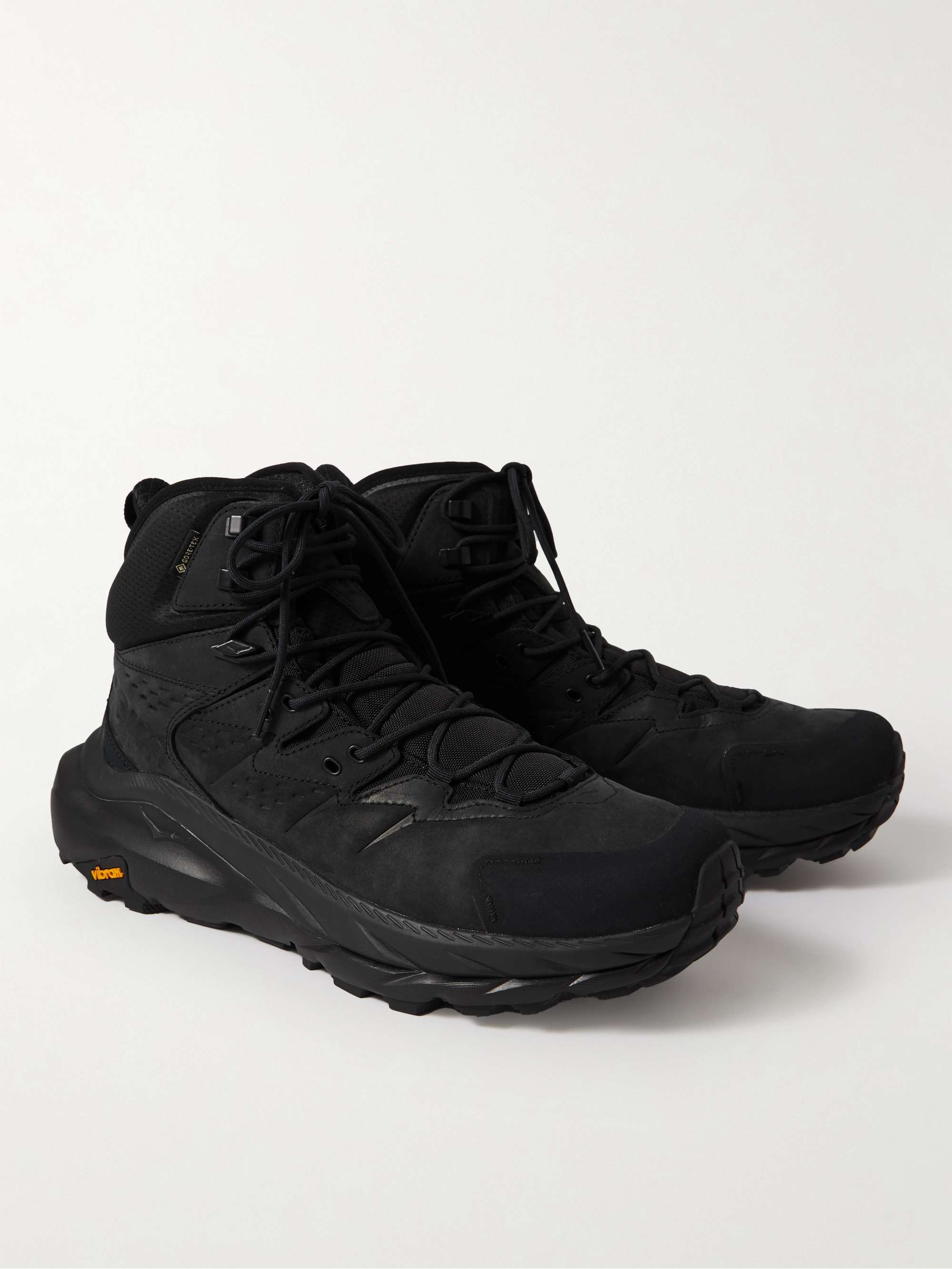HOKA ONE ONE 