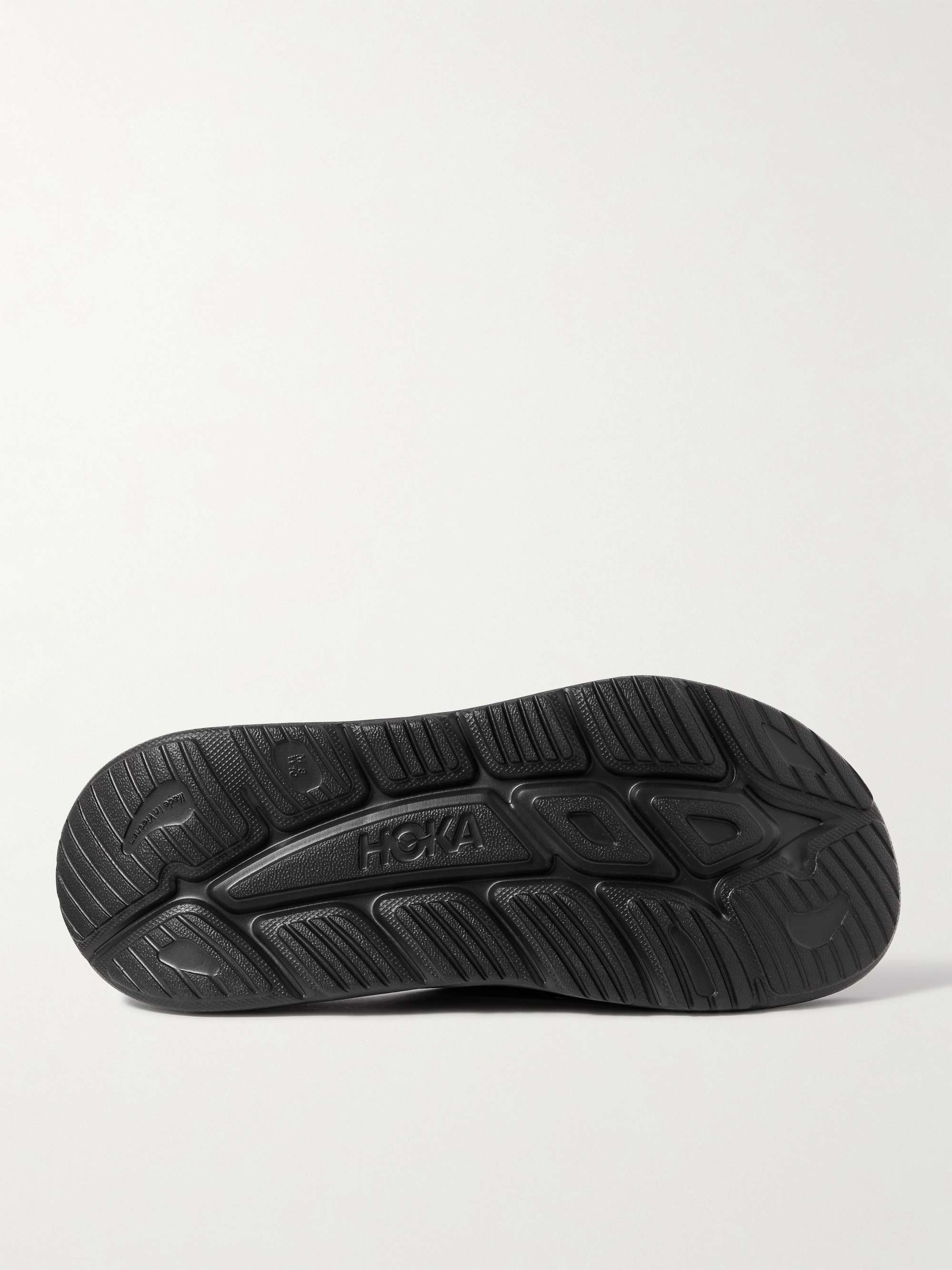 HOKA ONE ONE 