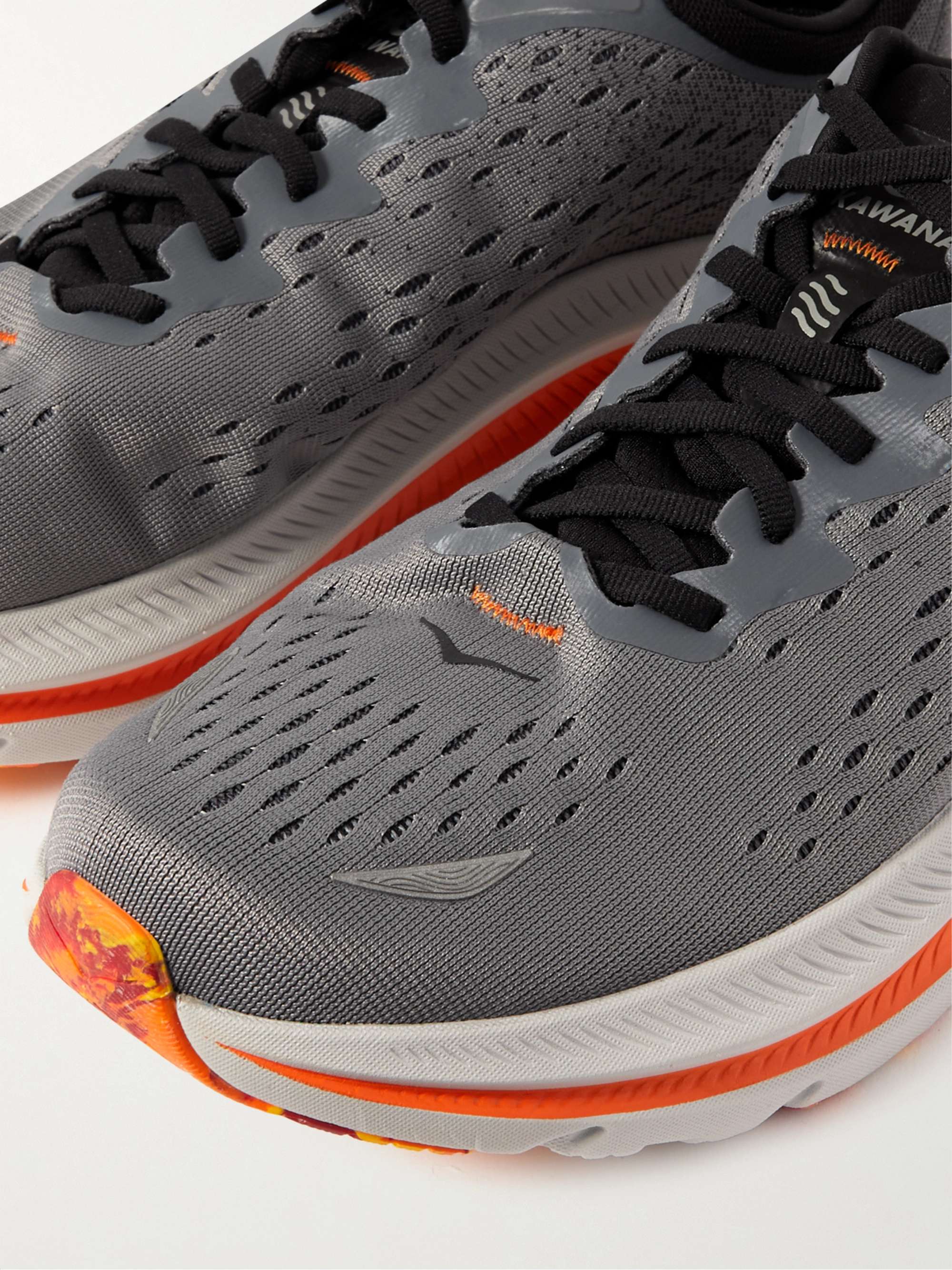 HOKA ONE ONE 