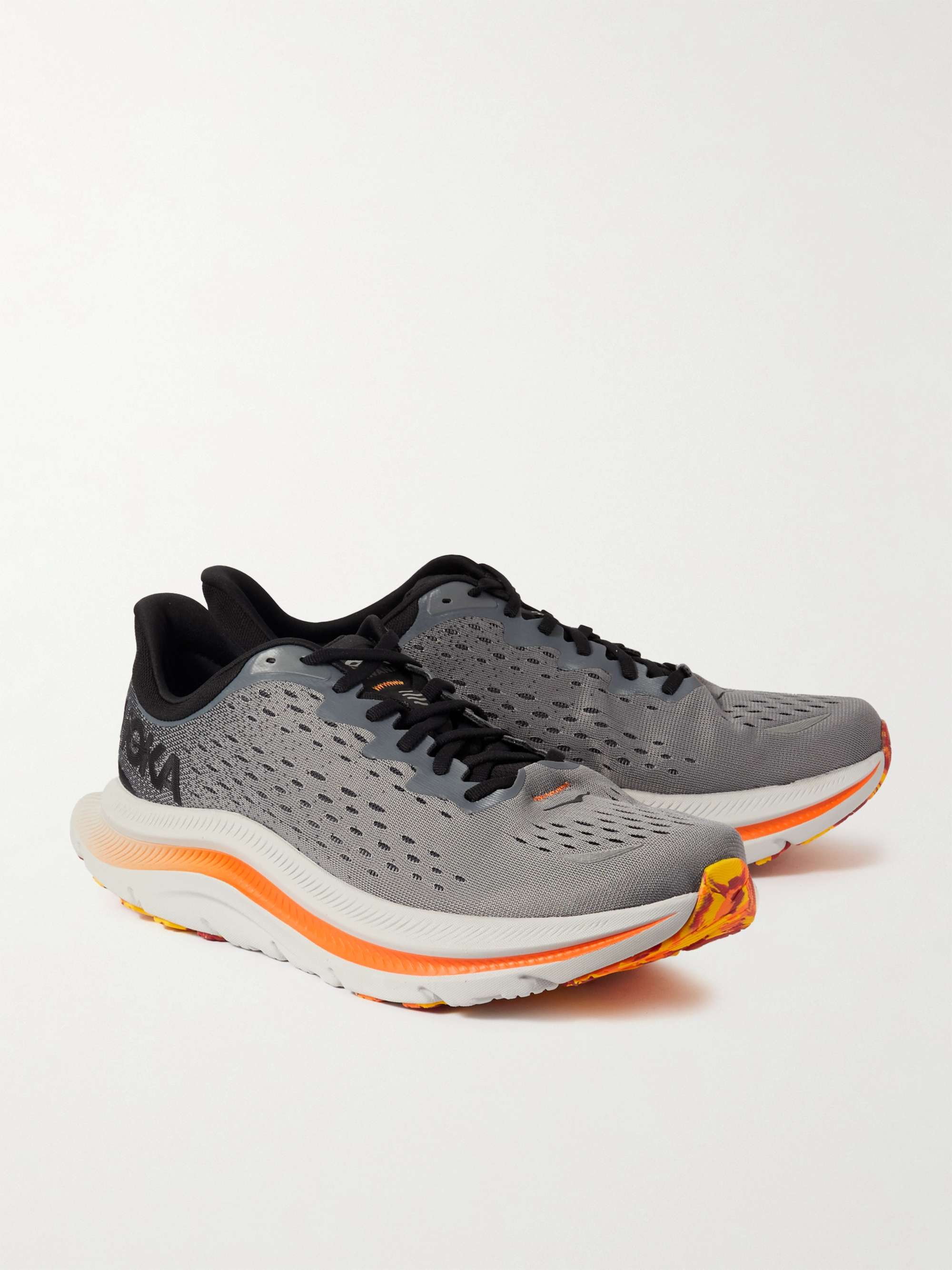 HOKA ONE ONE 