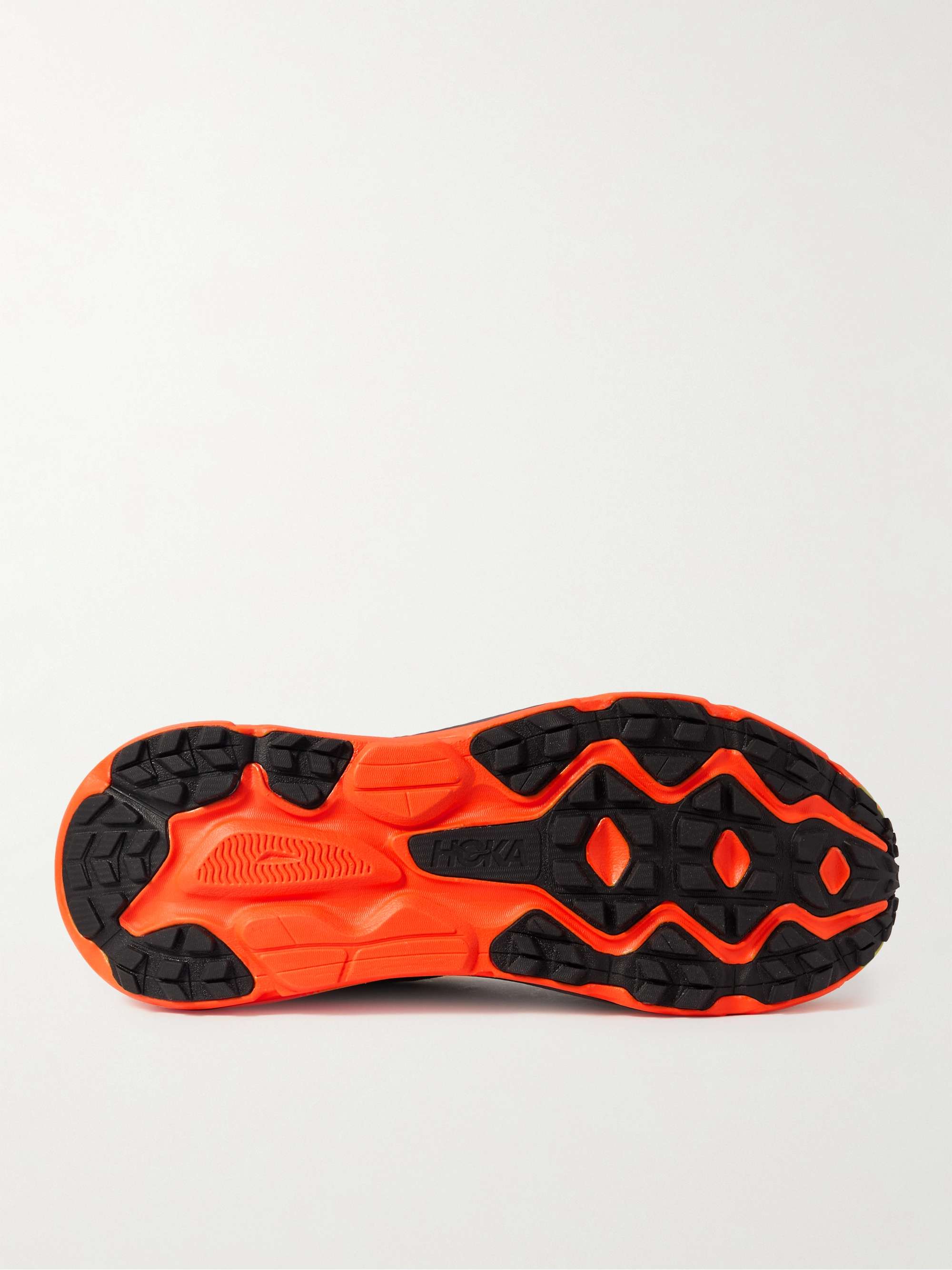 HOKA ONE ONE 